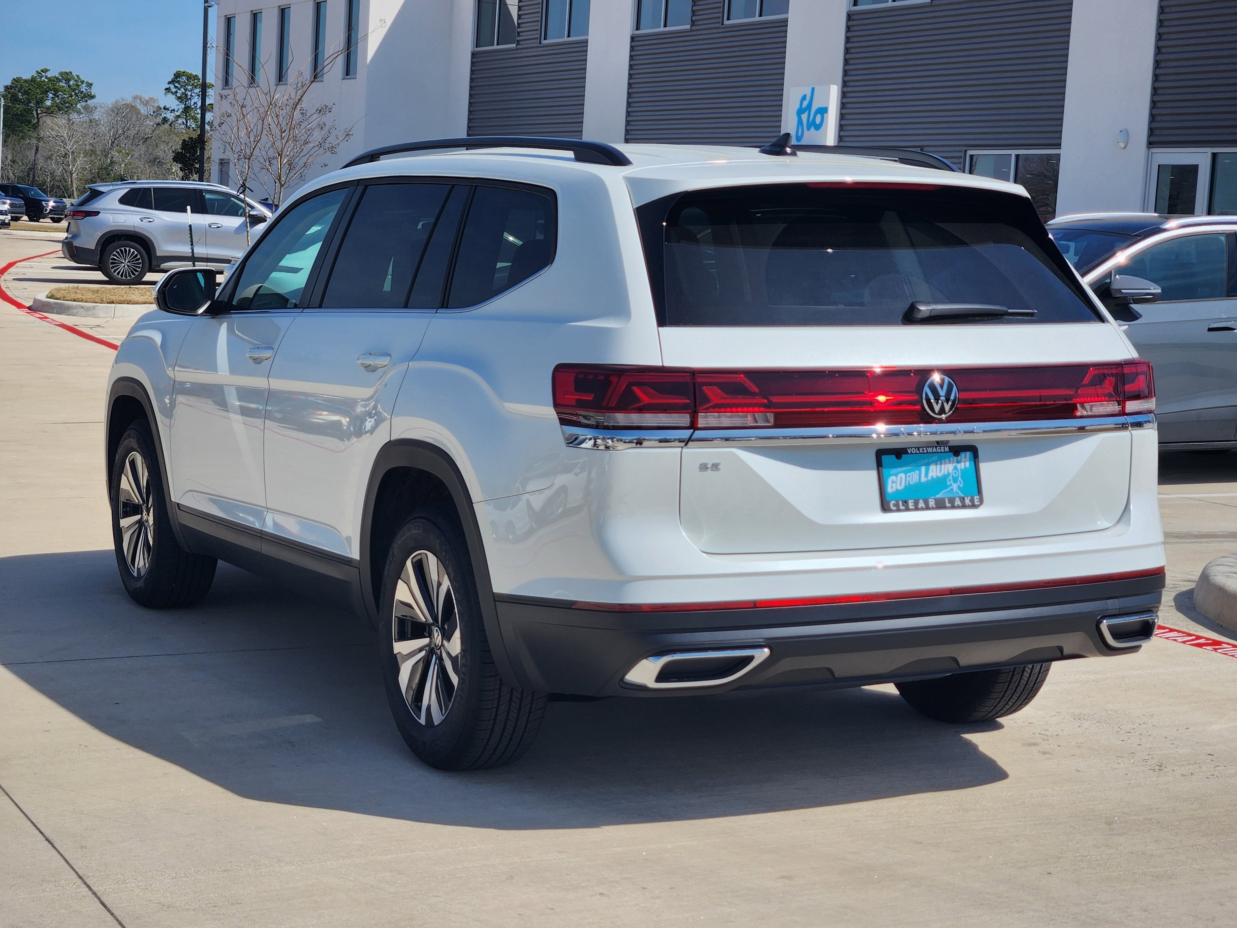 2026 Volkswagen Atlas 2.0T SE