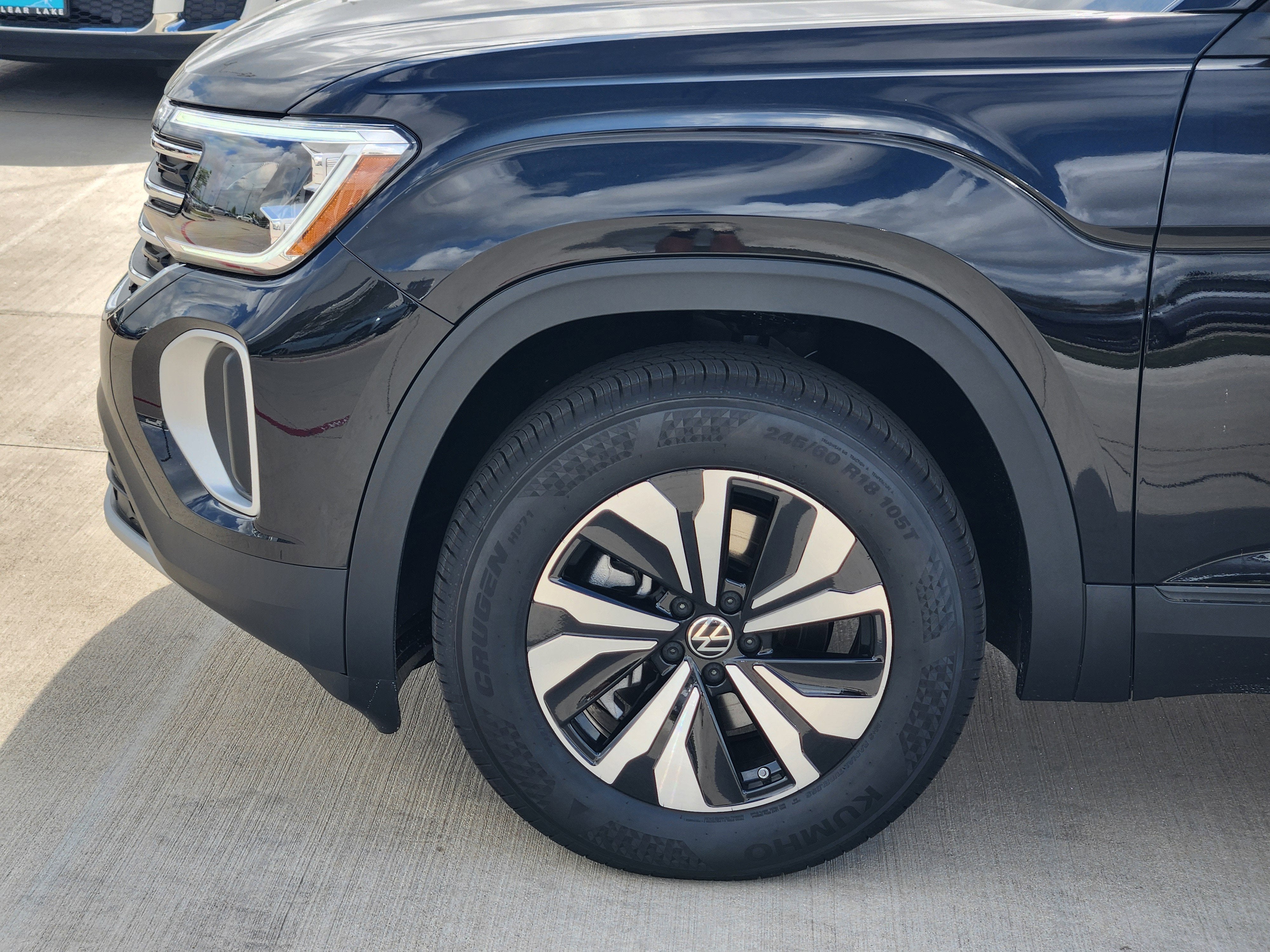 2026 Volkswagen Atlas 2.0T SE