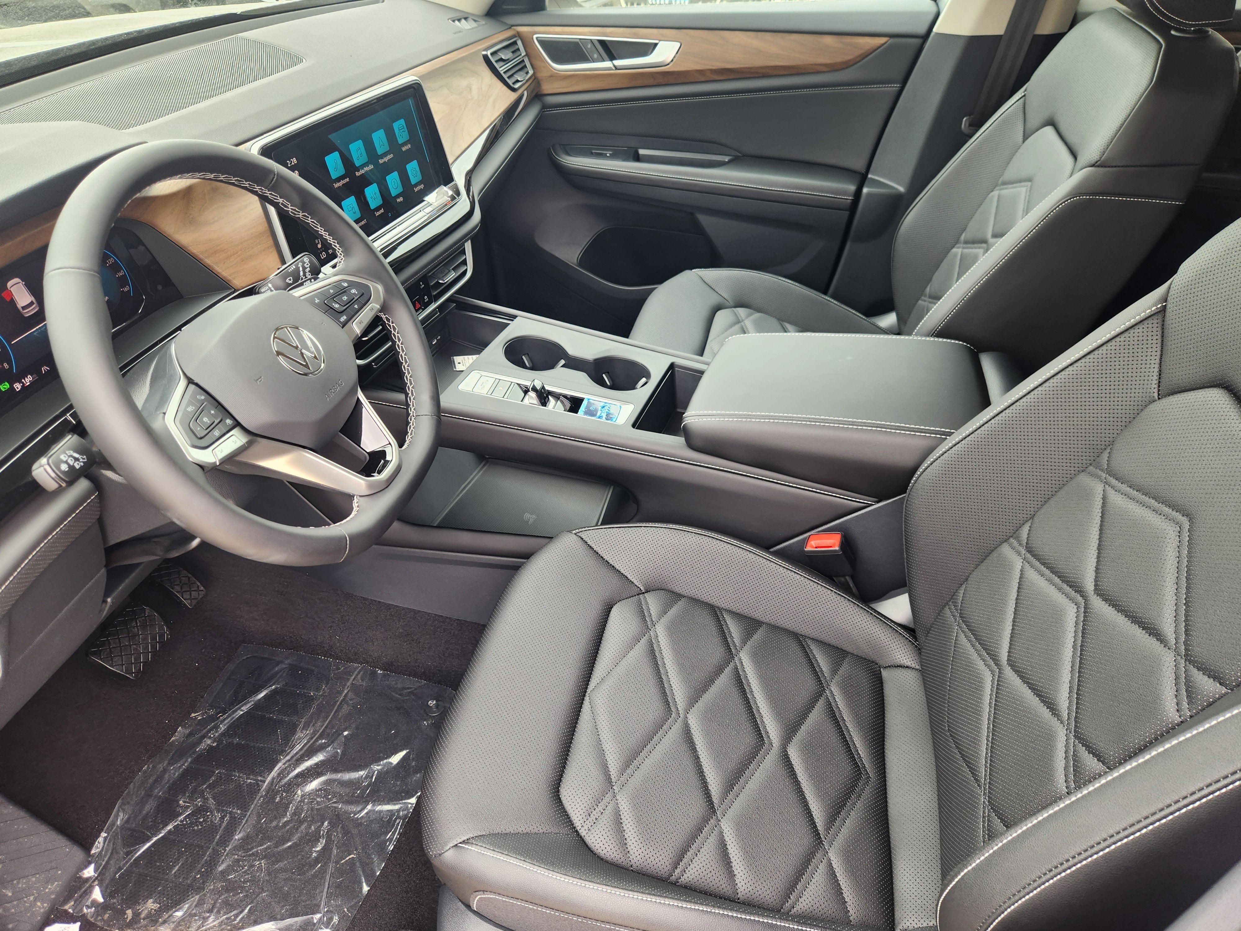 2026 Volkswagen Atlas 2.0T SE