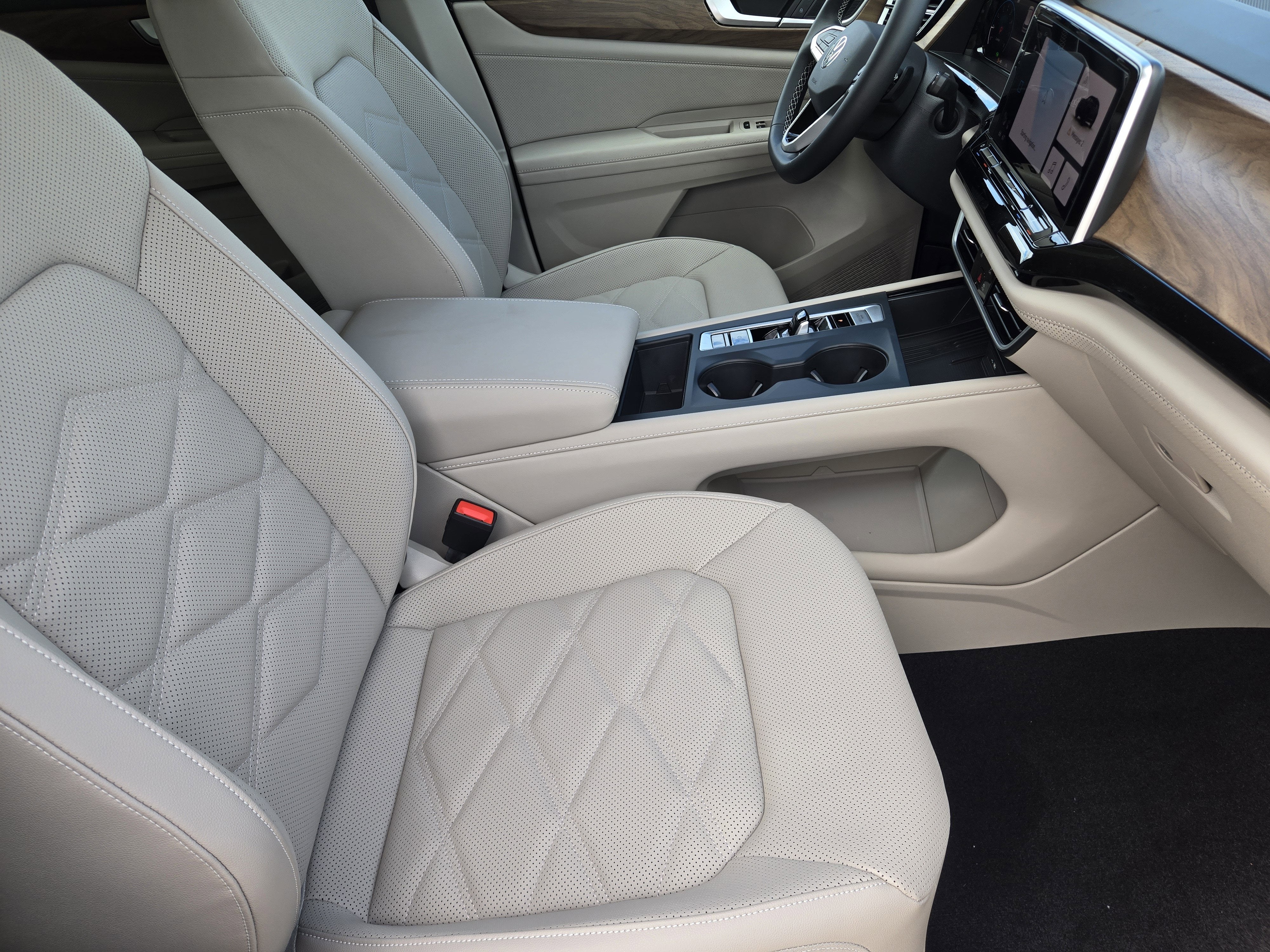 2026 Volkswagen Atlas 2.0T SE