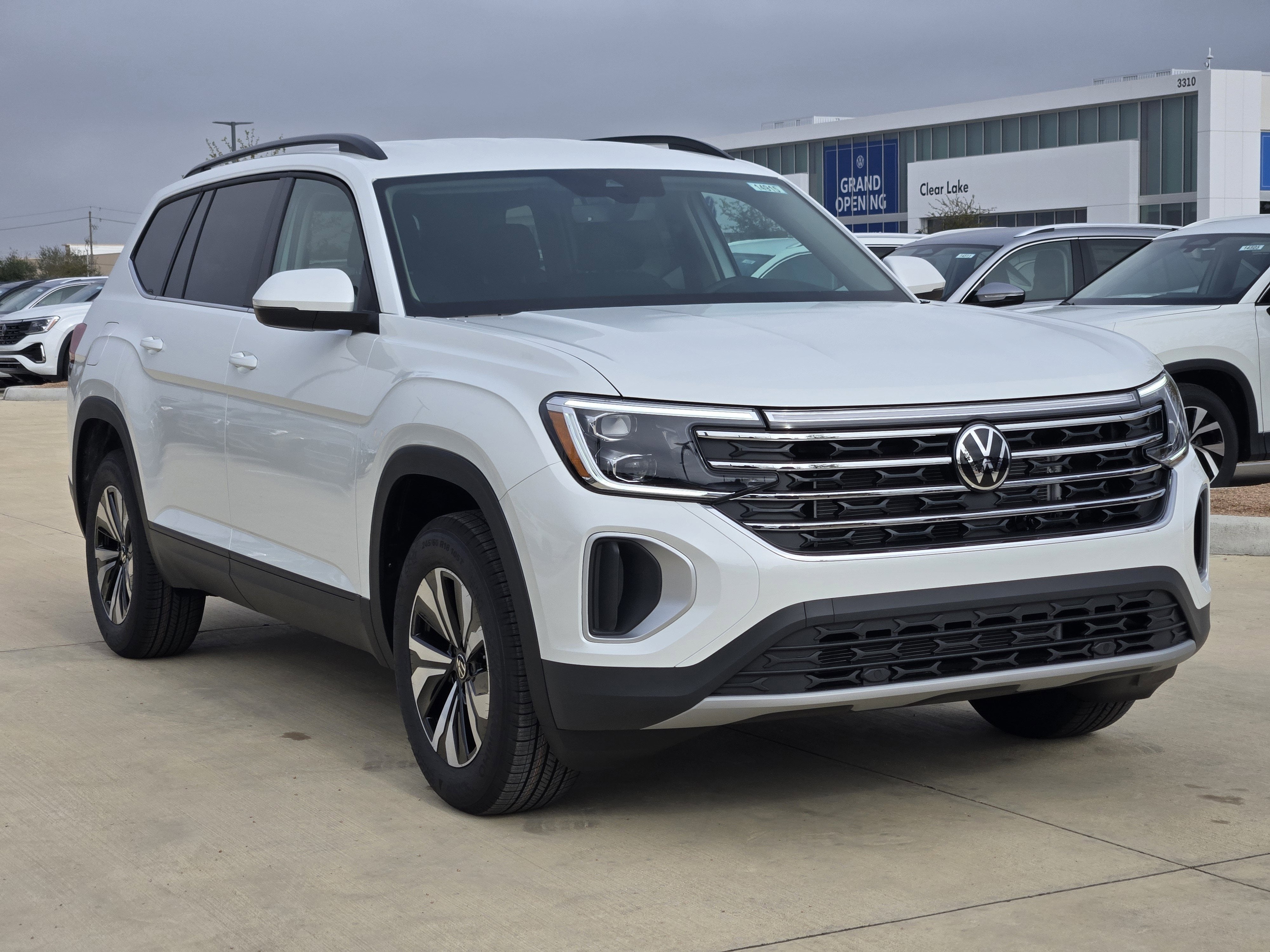 2026 Volkswagen Atlas 2.0T SE