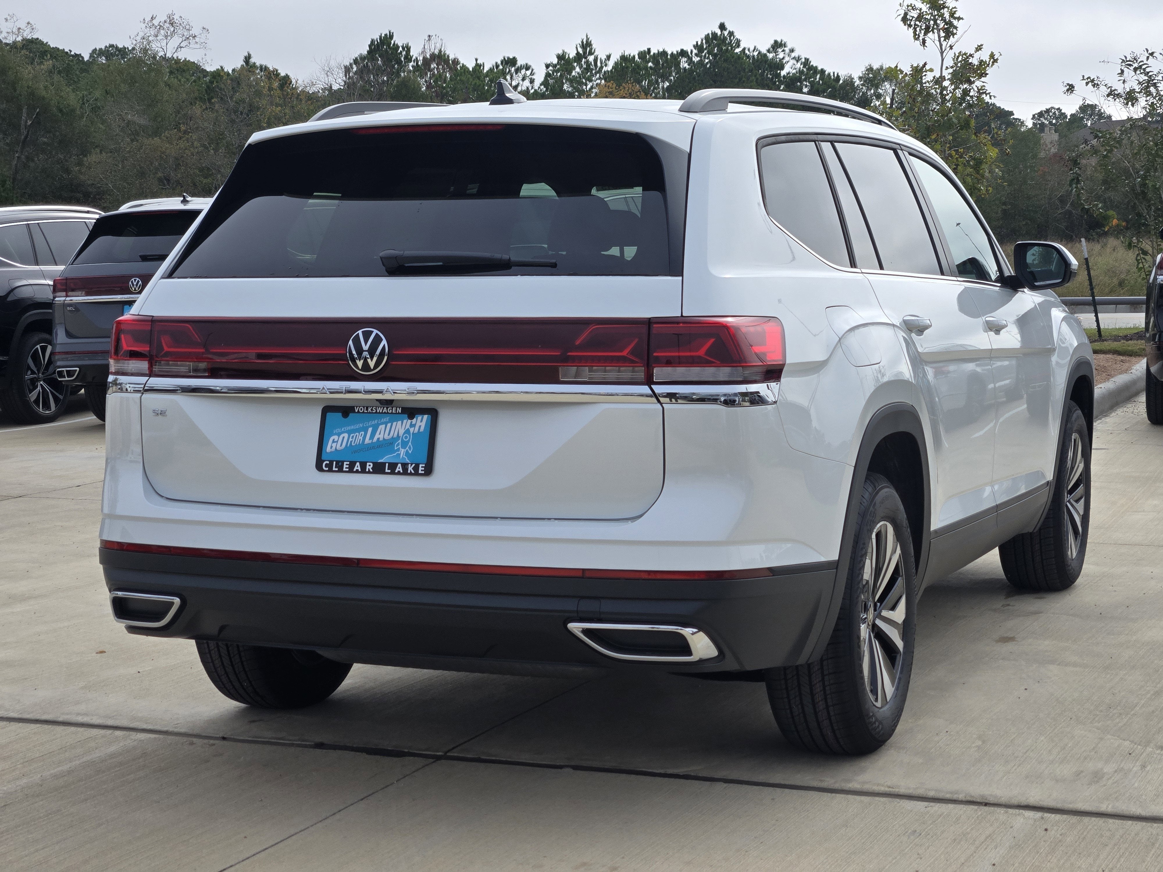 2026 Volkswagen Atlas 2.0T SE
