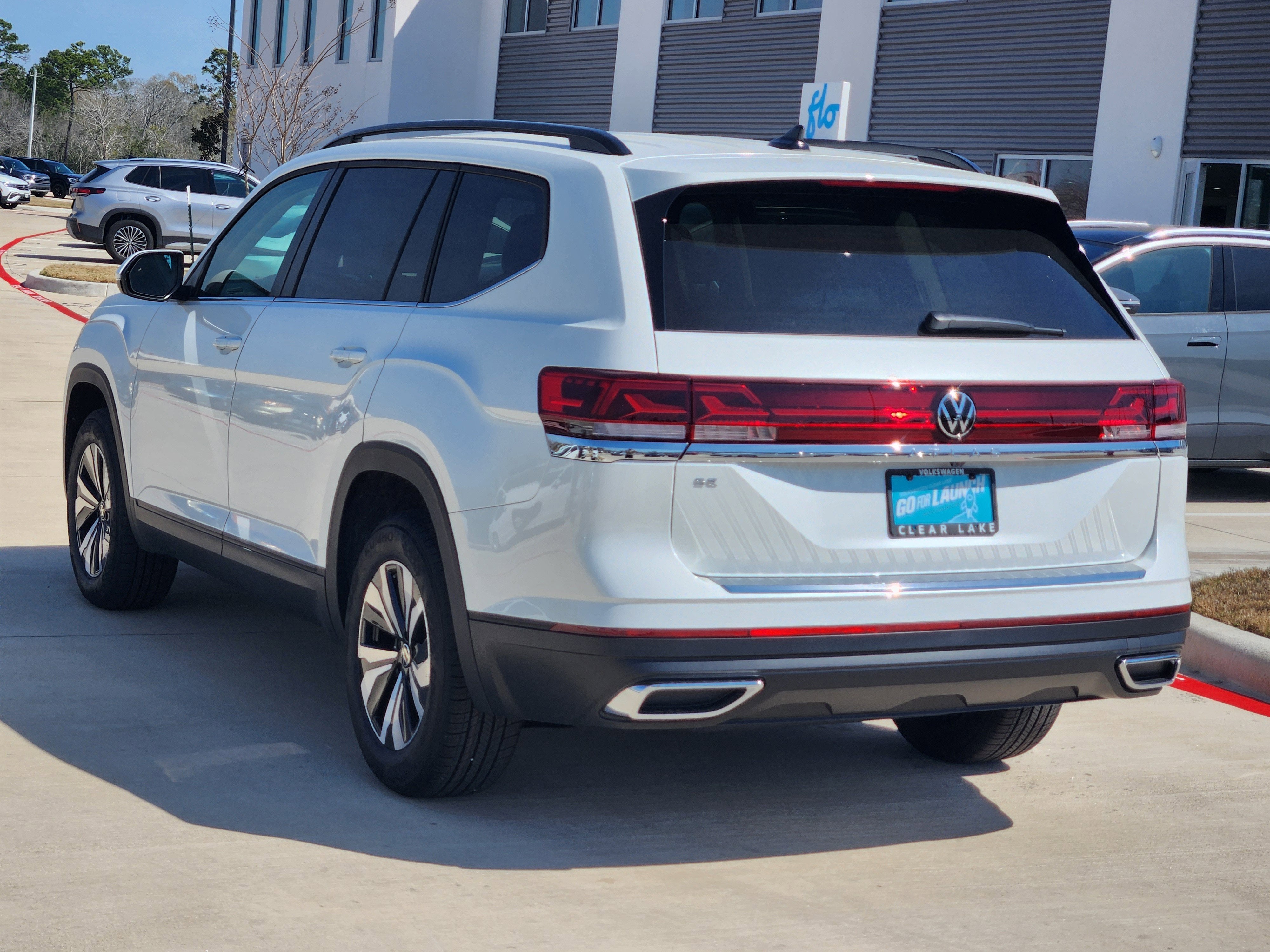 2026 Volkswagen Atlas 2.0T SE