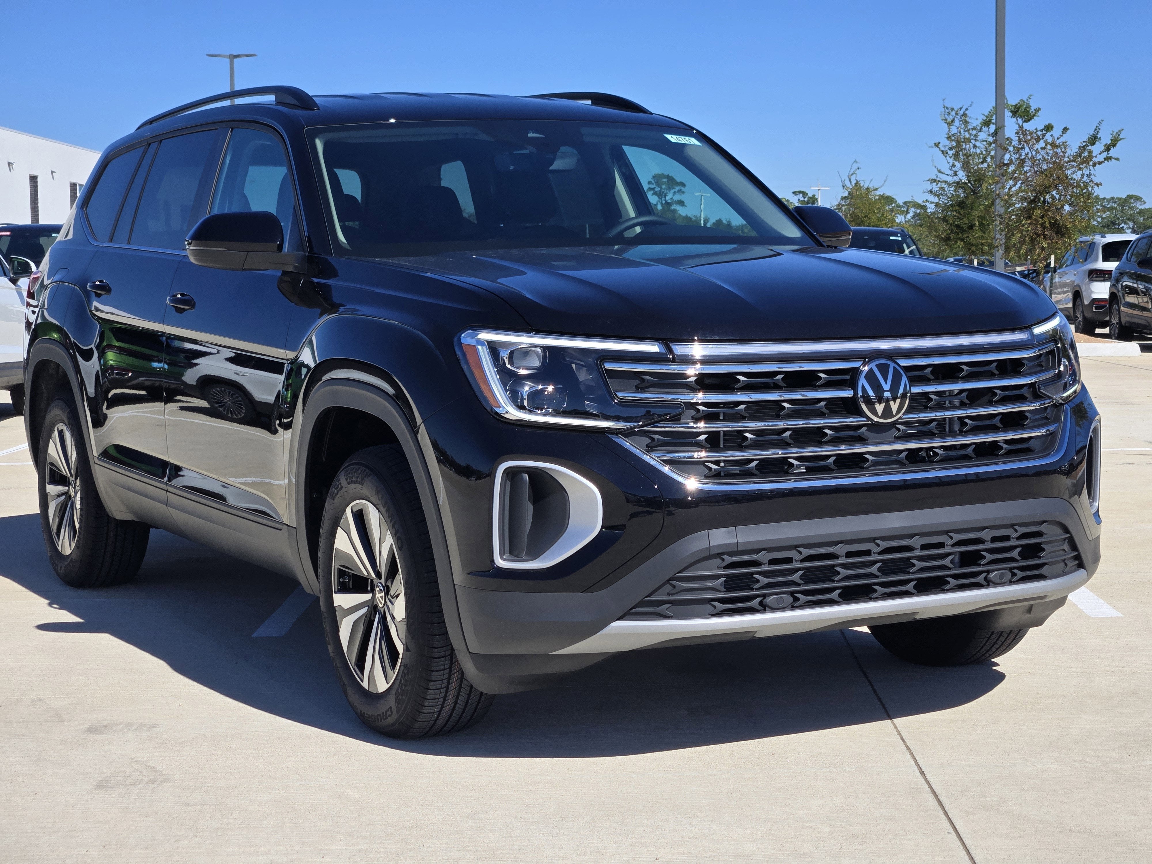 2026 Volkswagen Atlas 2.0T SE