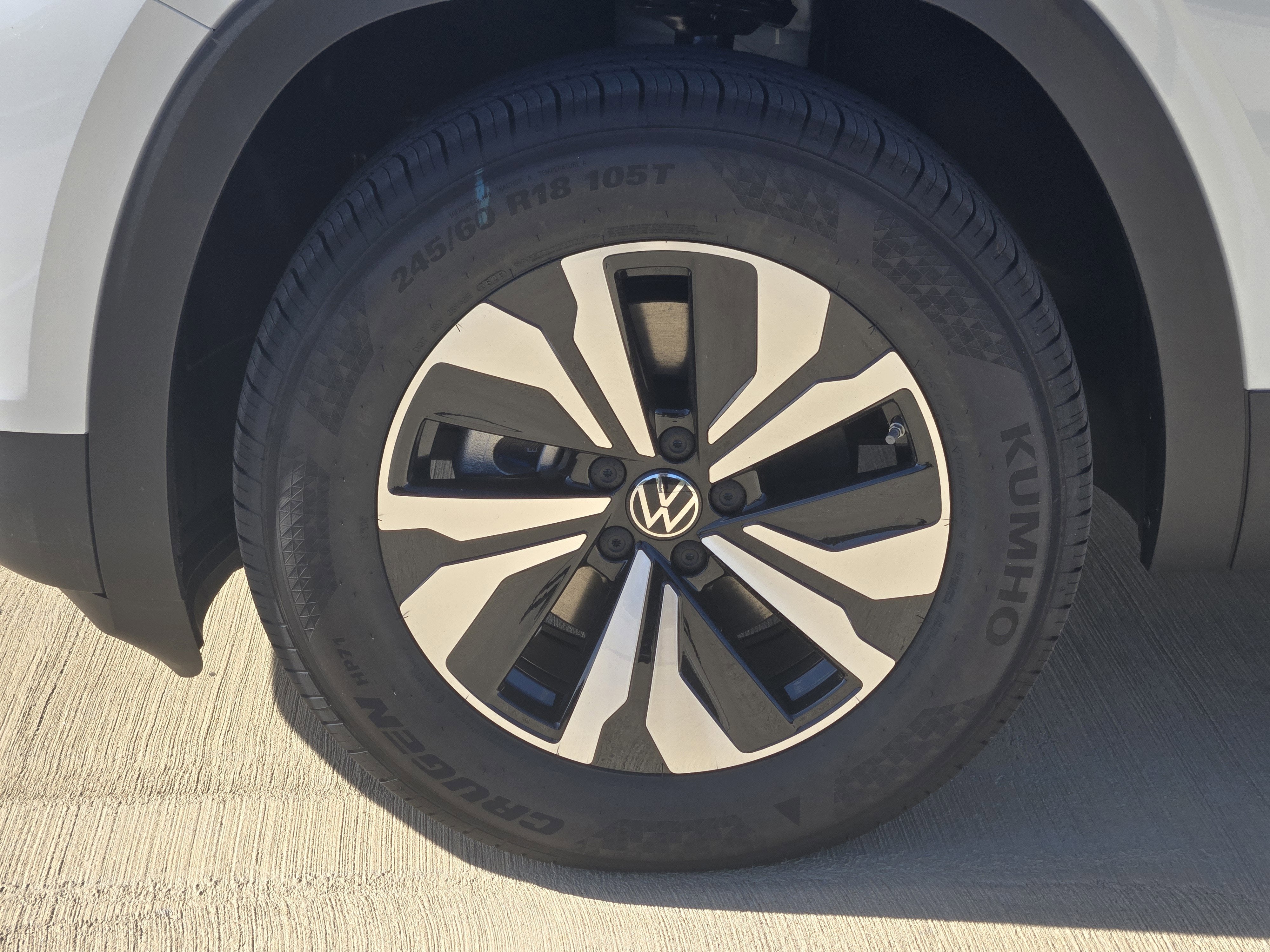 2026 Volkswagen Atlas 2.0T SE