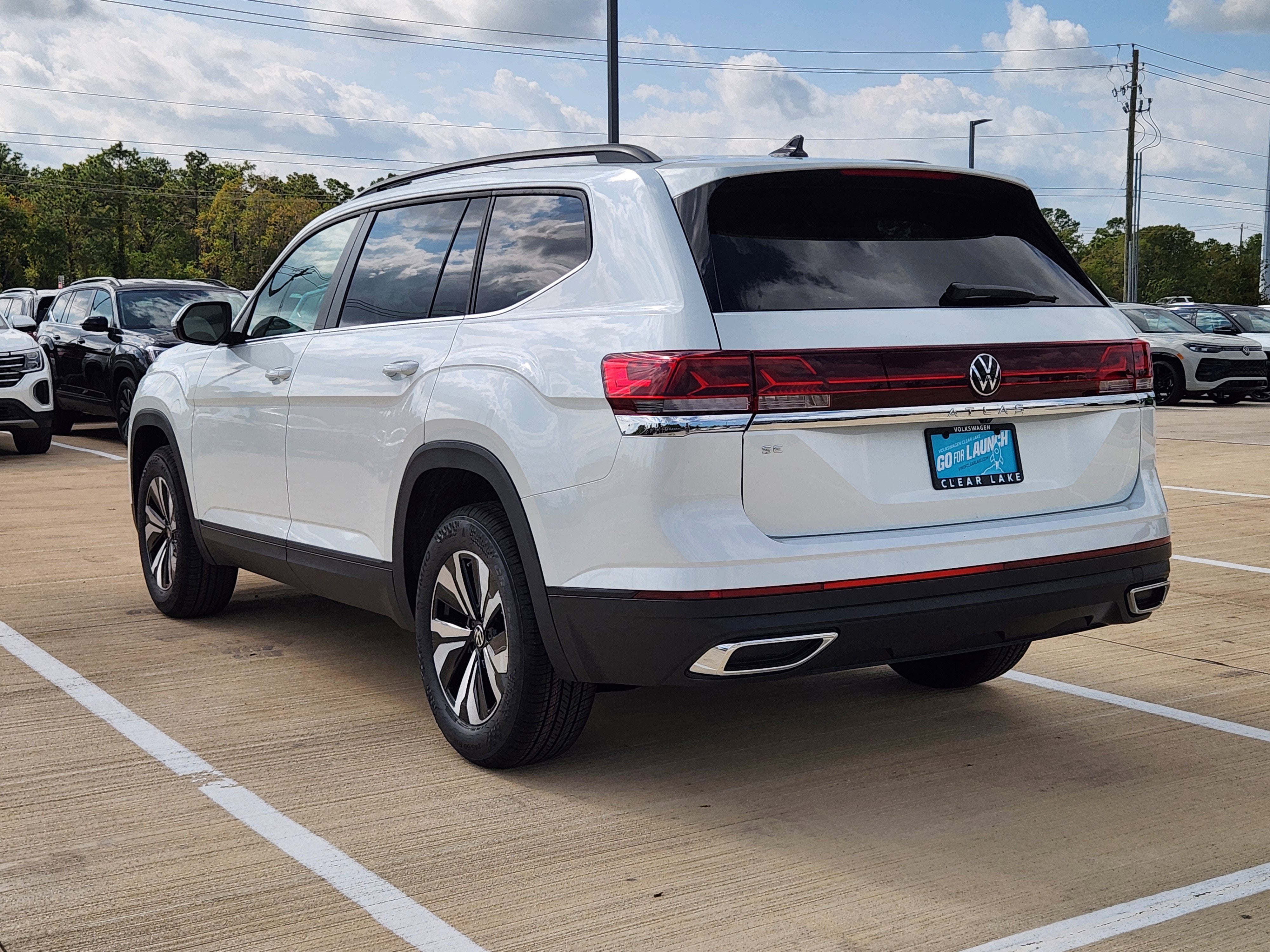 2026 Volkswagen Atlas 2.0T SE