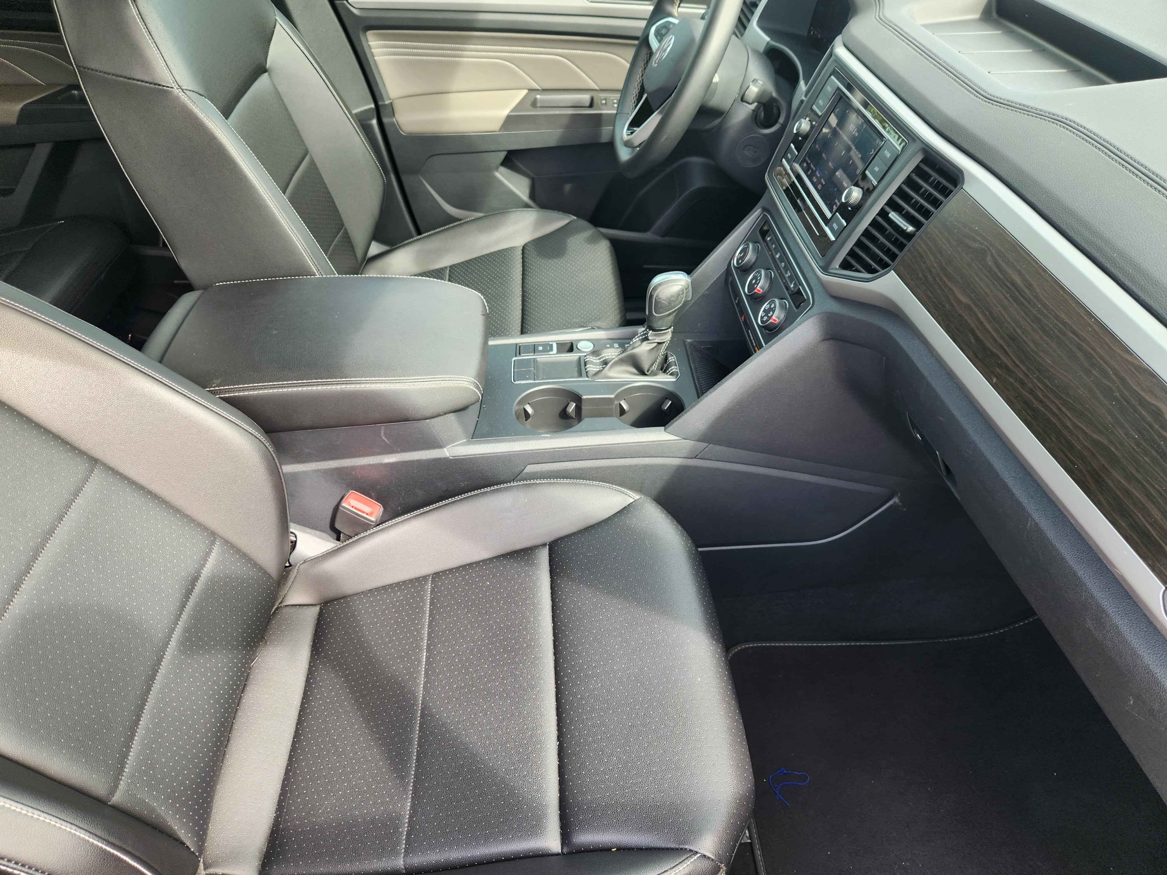 2023 Volkswagen Atlas 2.0T SE