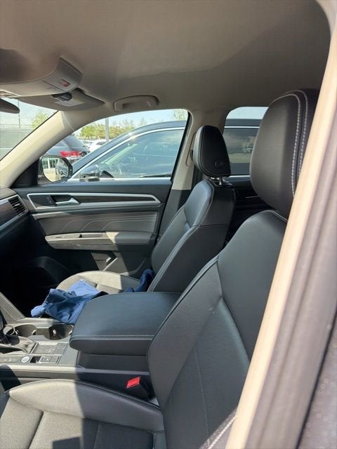 2023 Volkswagen Atlas 2.0T SE