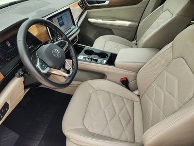 2025 Volkswagen Atlas 2.0T SE