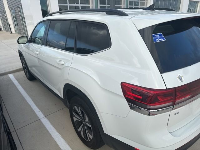 2025 Volkswagen Atlas 2.0T SE