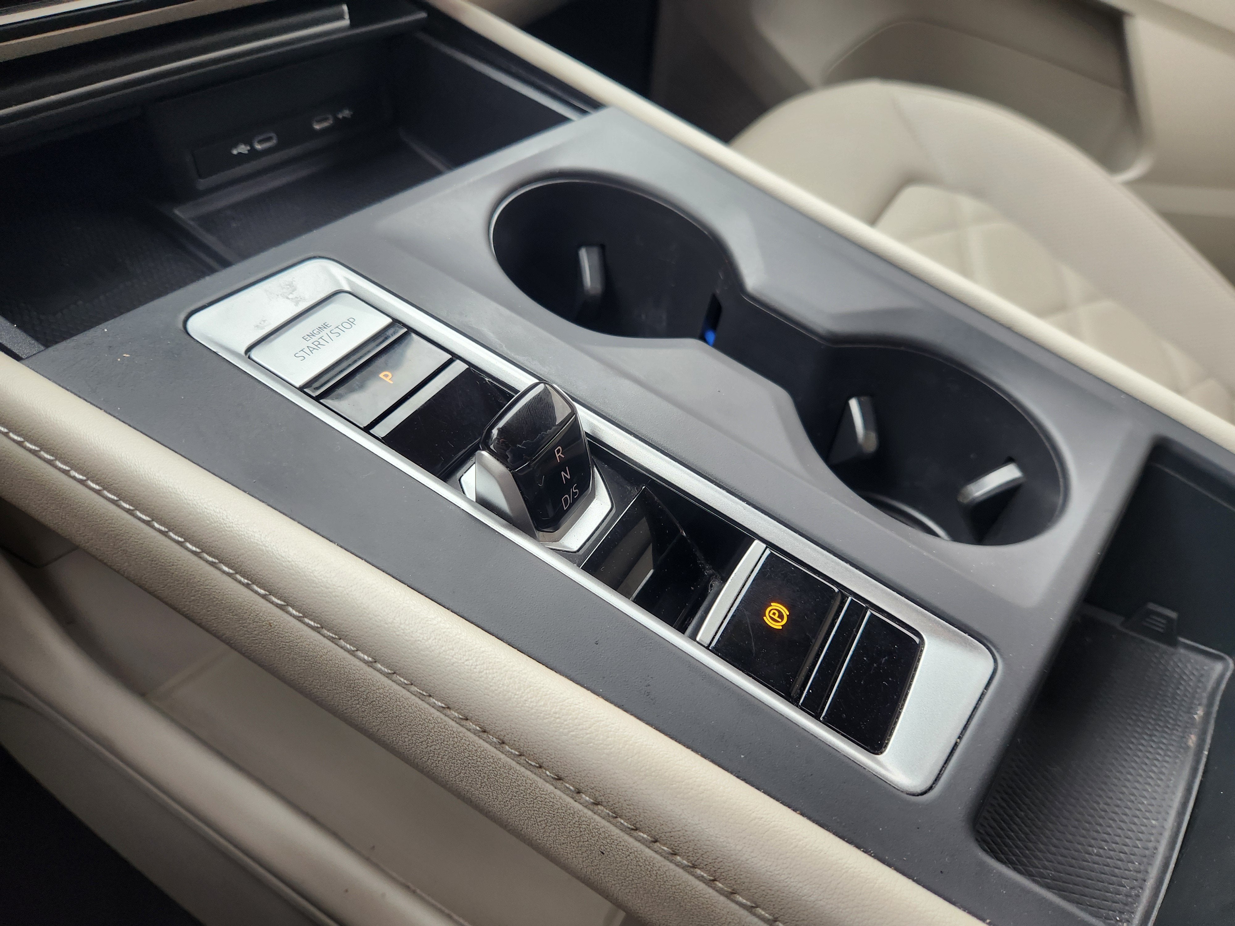 2024 Volkswagen Atlas 2.0T SE