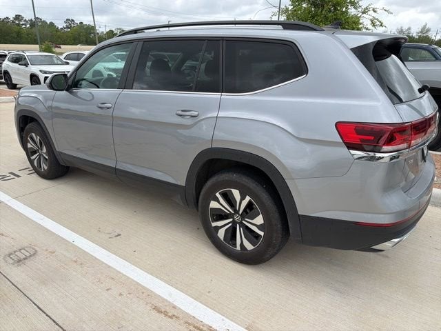 2024 Volkswagen Atlas 2.0T SE