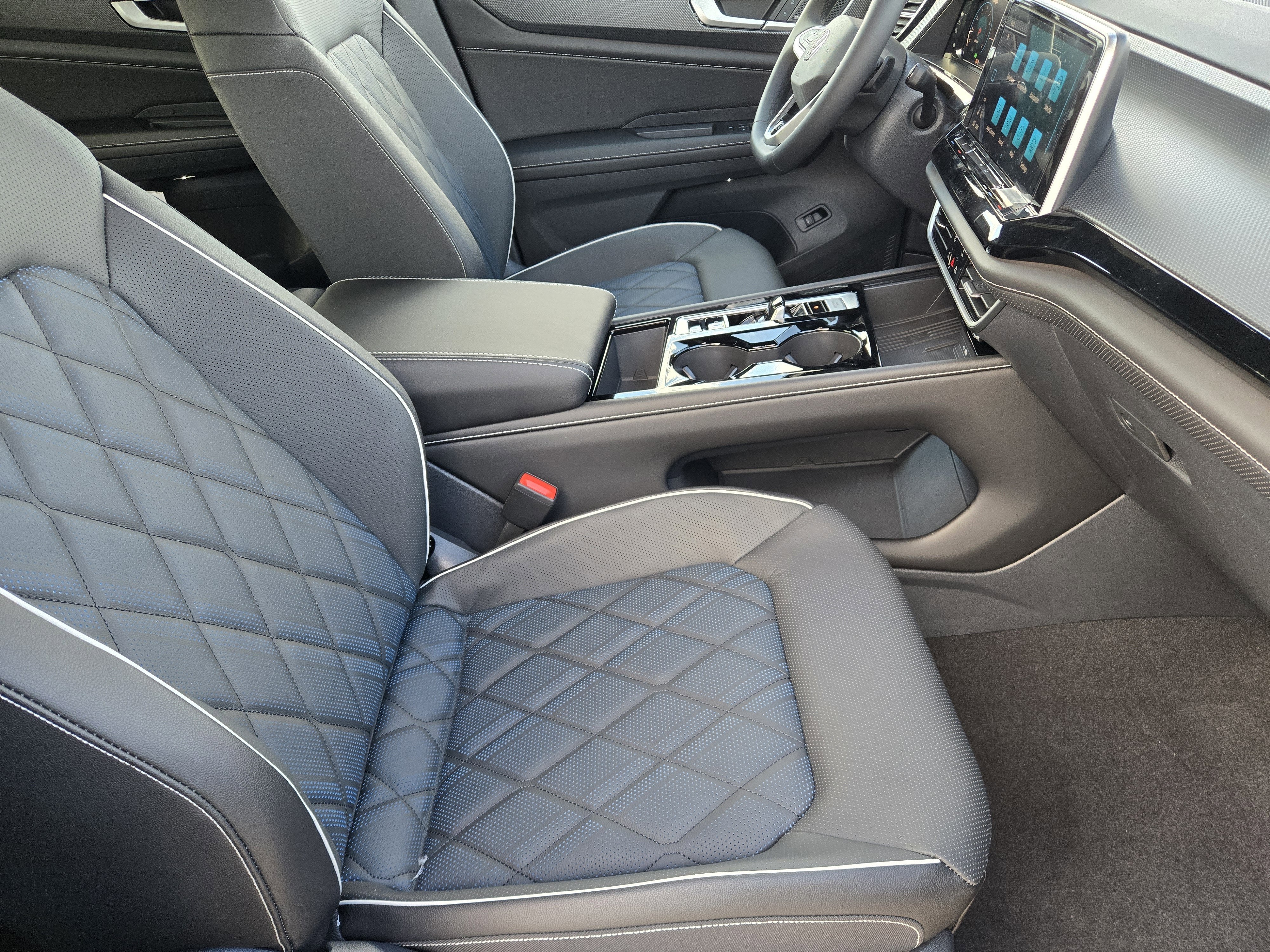 2026 Volkswagen Atlas Cross Sport 2.0T SEL Premium R-Line