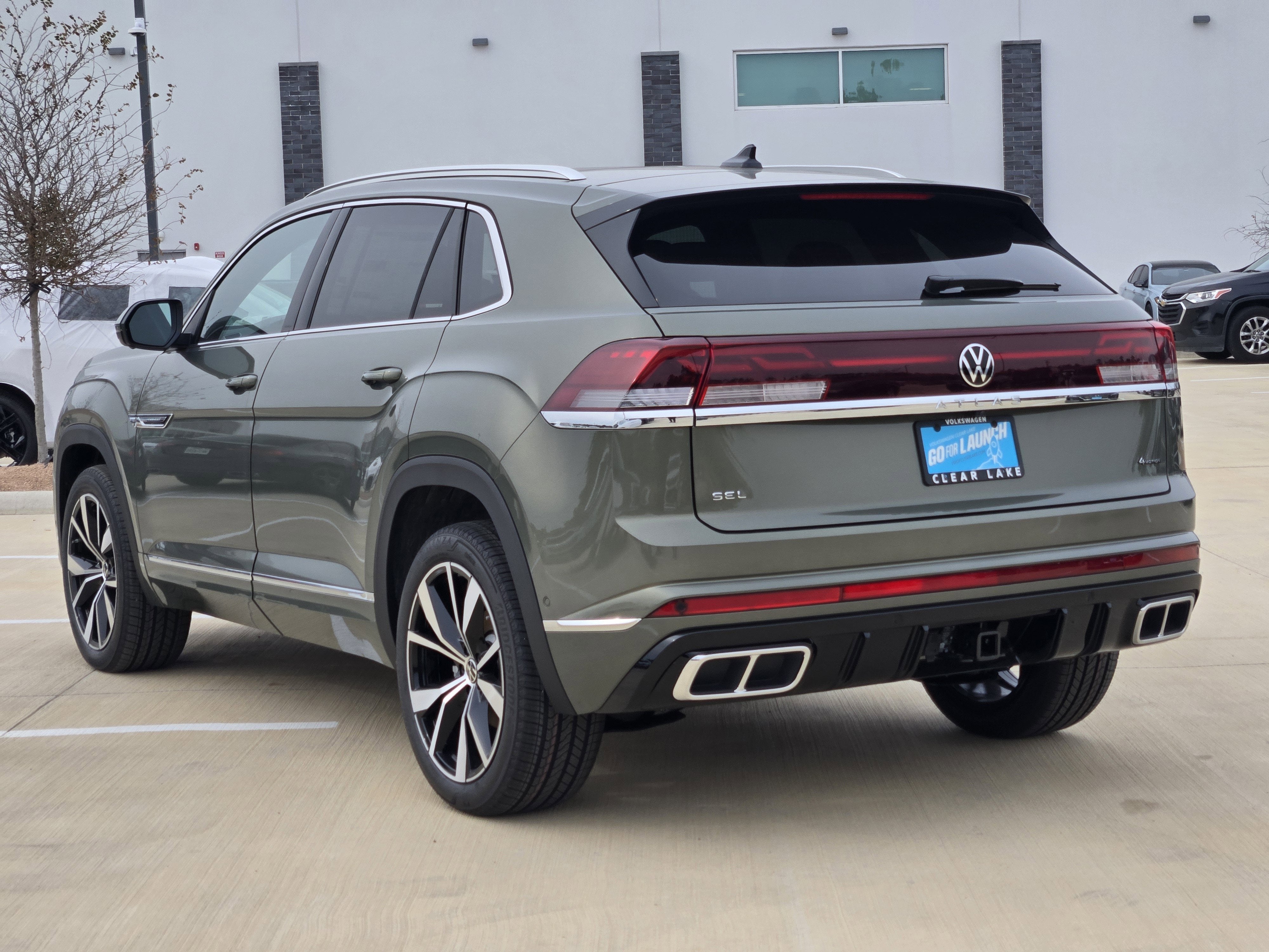 2026 Volkswagen Atlas Cross Sport 2.0T SEL Premium R-Line
