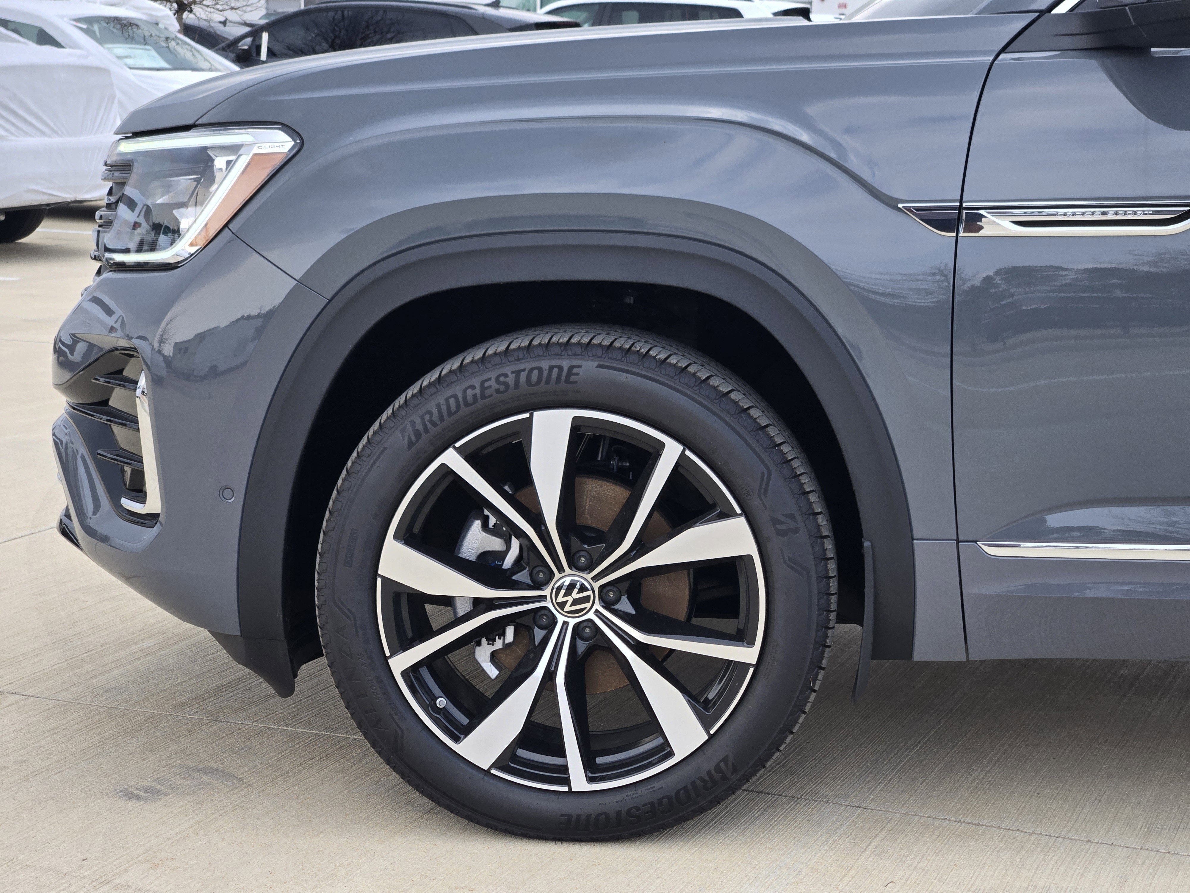 2026 Volkswagen Atlas Cross Sport 2.0T SEL Premium R-Line