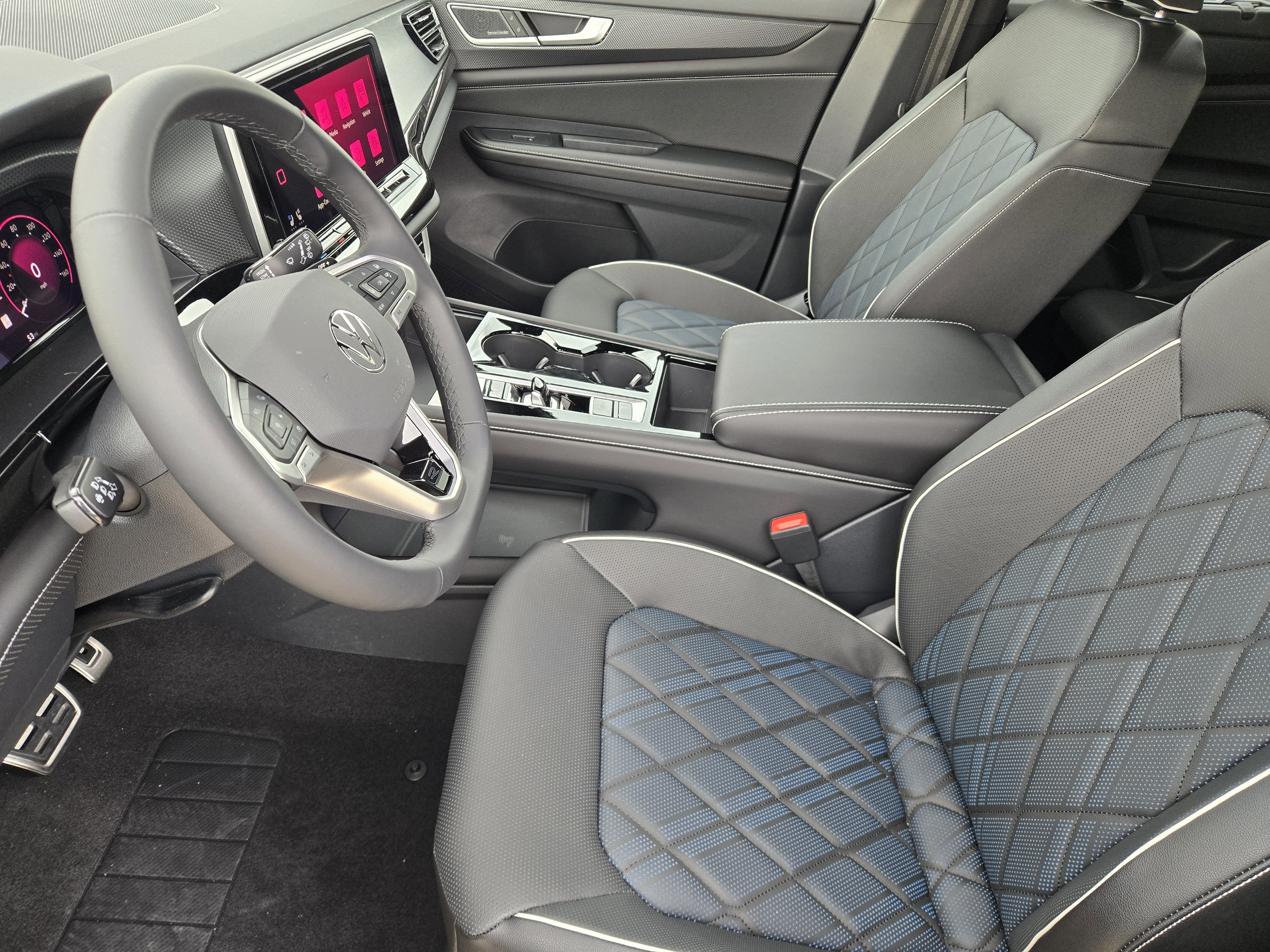 2026 Volkswagen Atlas Cross Sport 2.0T SEL Premium R-Line