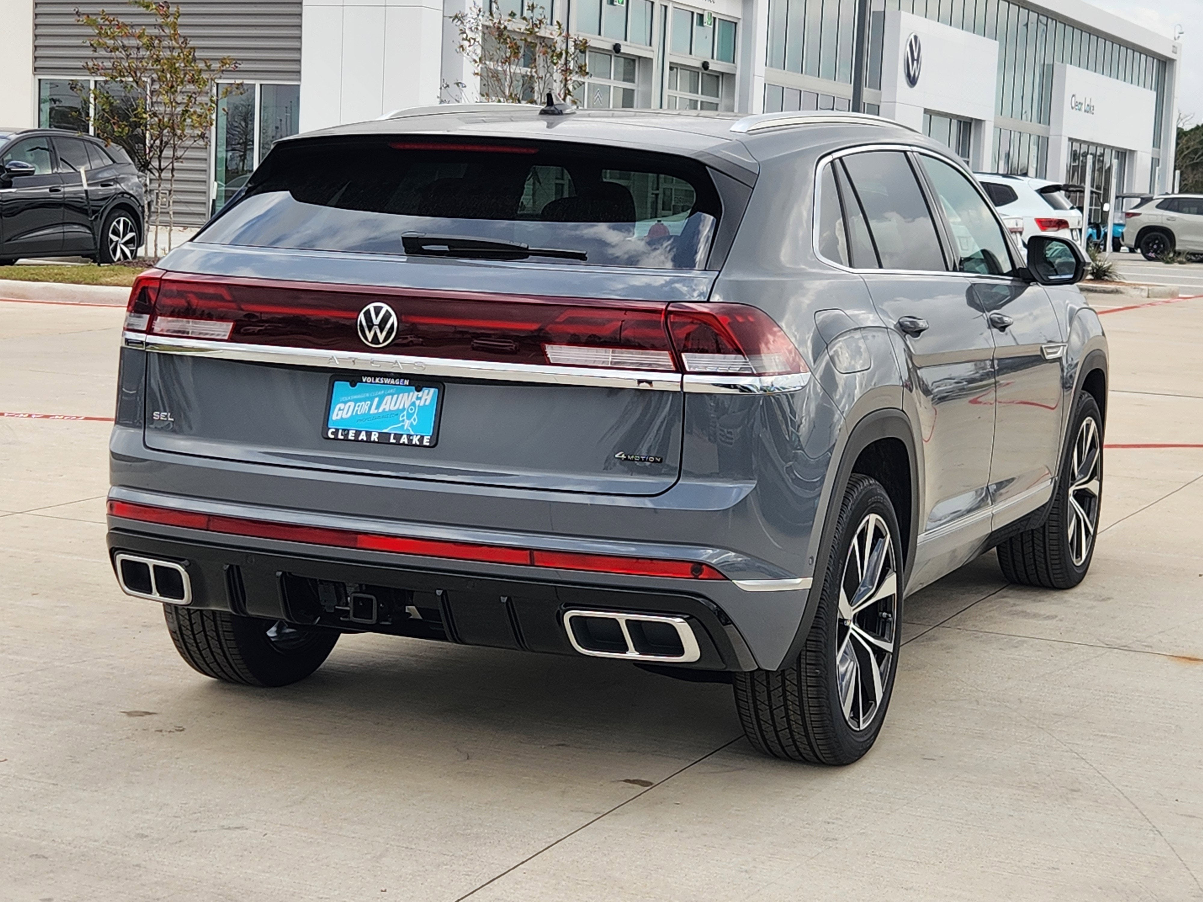 2026 Volkswagen Atlas Cross Sport 2.0T SEL Premium R-Line