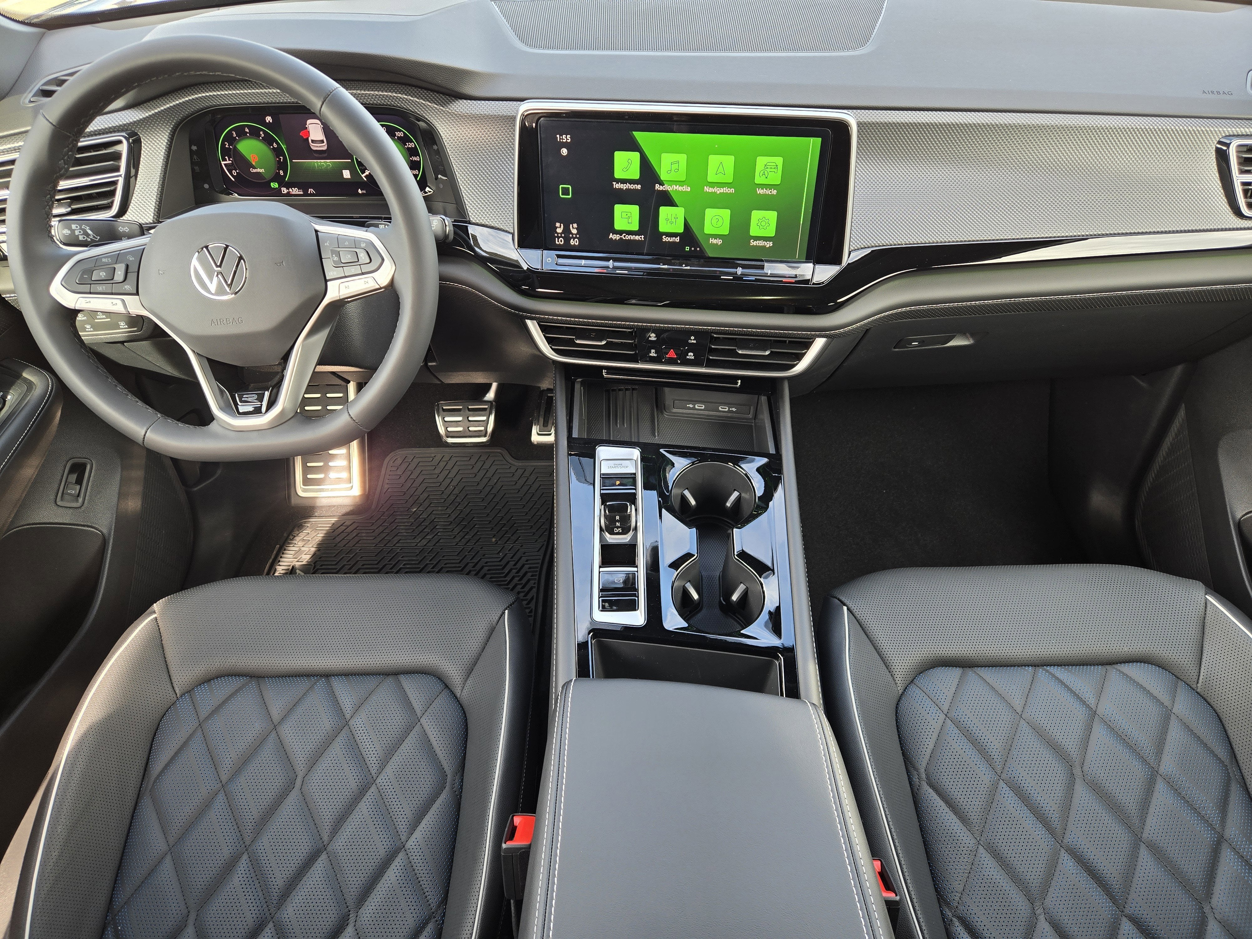 2026 Volkswagen Atlas Cross Sport 2.0T SEL Premium R-Line