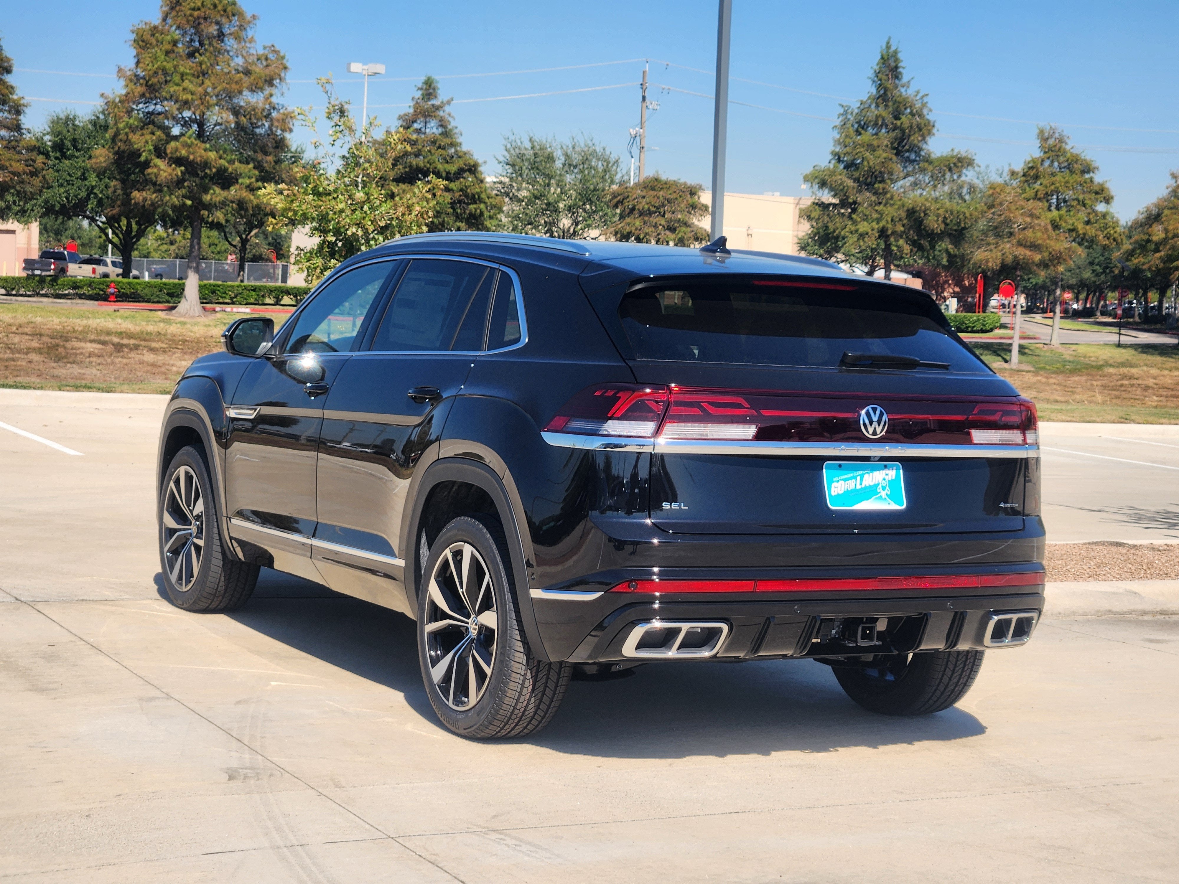 2026 Volkswagen Atlas Cross Sport 2.0T SEL Premium R-Line