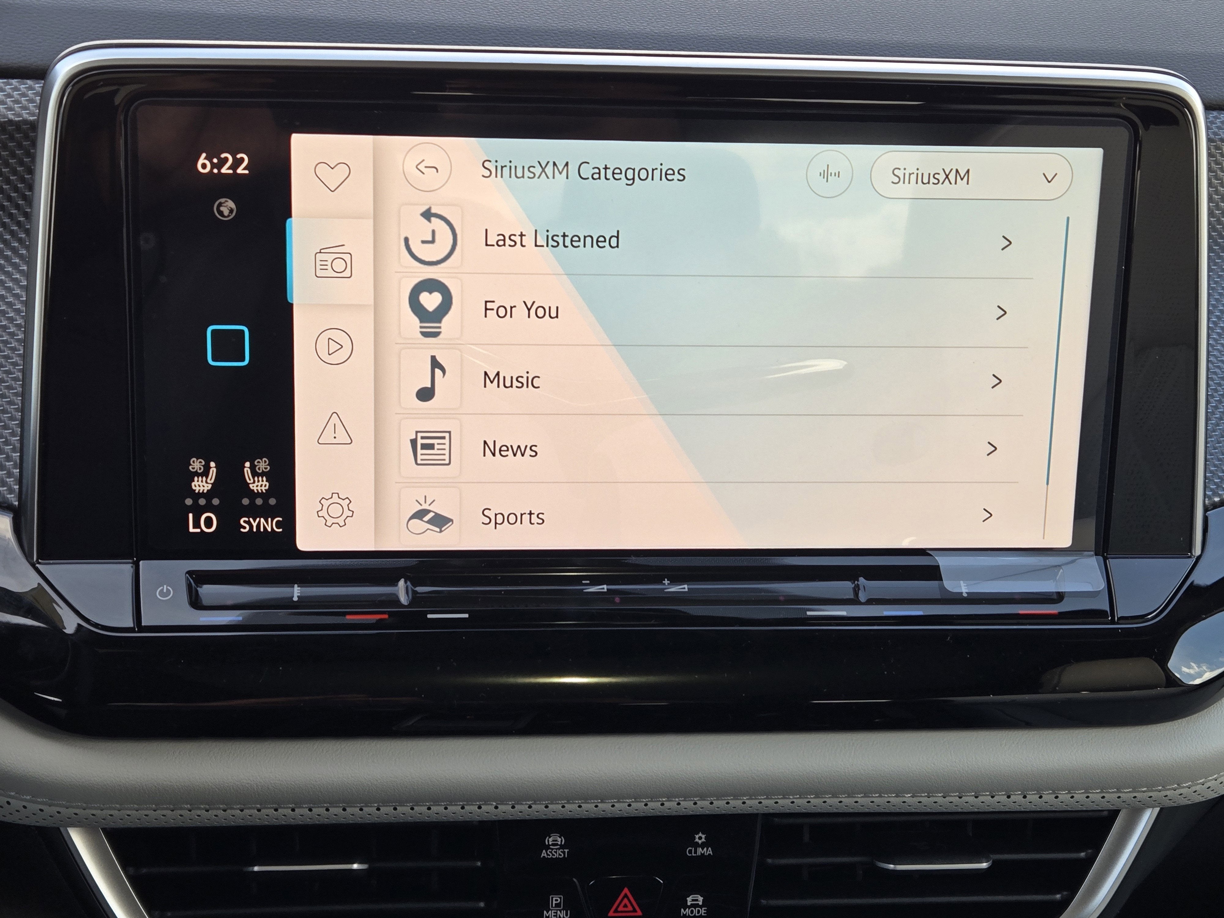 2026 Volkswagen Atlas Cross Sport 2.0T SEL Premium R-Line