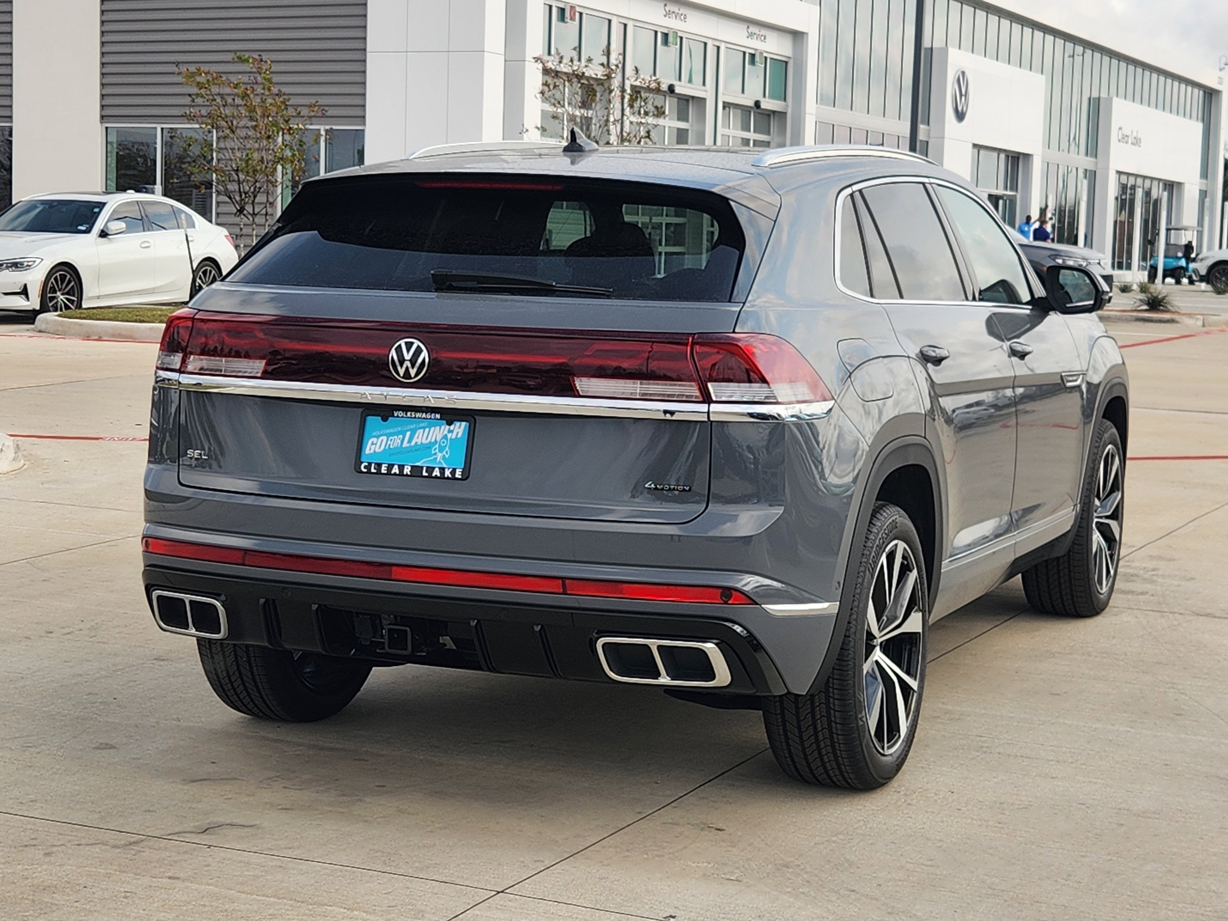2026 Volkswagen Atlas Cross Sport 2.0T SEL Premium R-Line