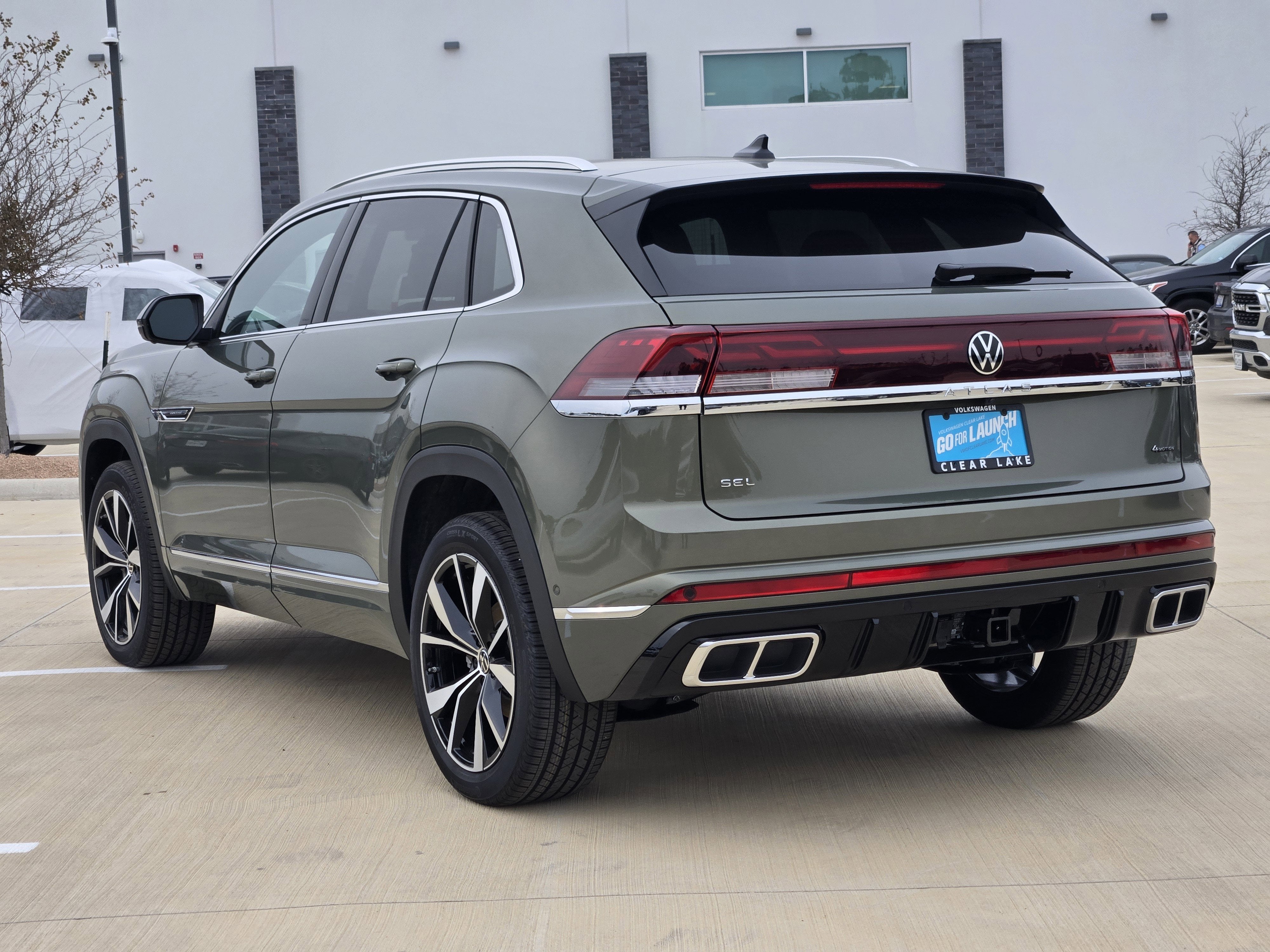 2026 Volkswagen Atlas Cross Sport 2.0T SEL Premium R-Line