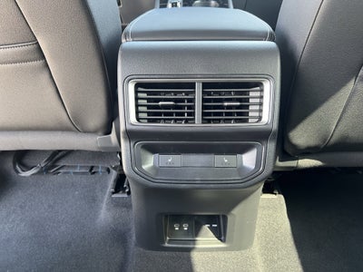 2025 Volkswagen Atlas Cross Sport 2.0T SEL Premium R-Line