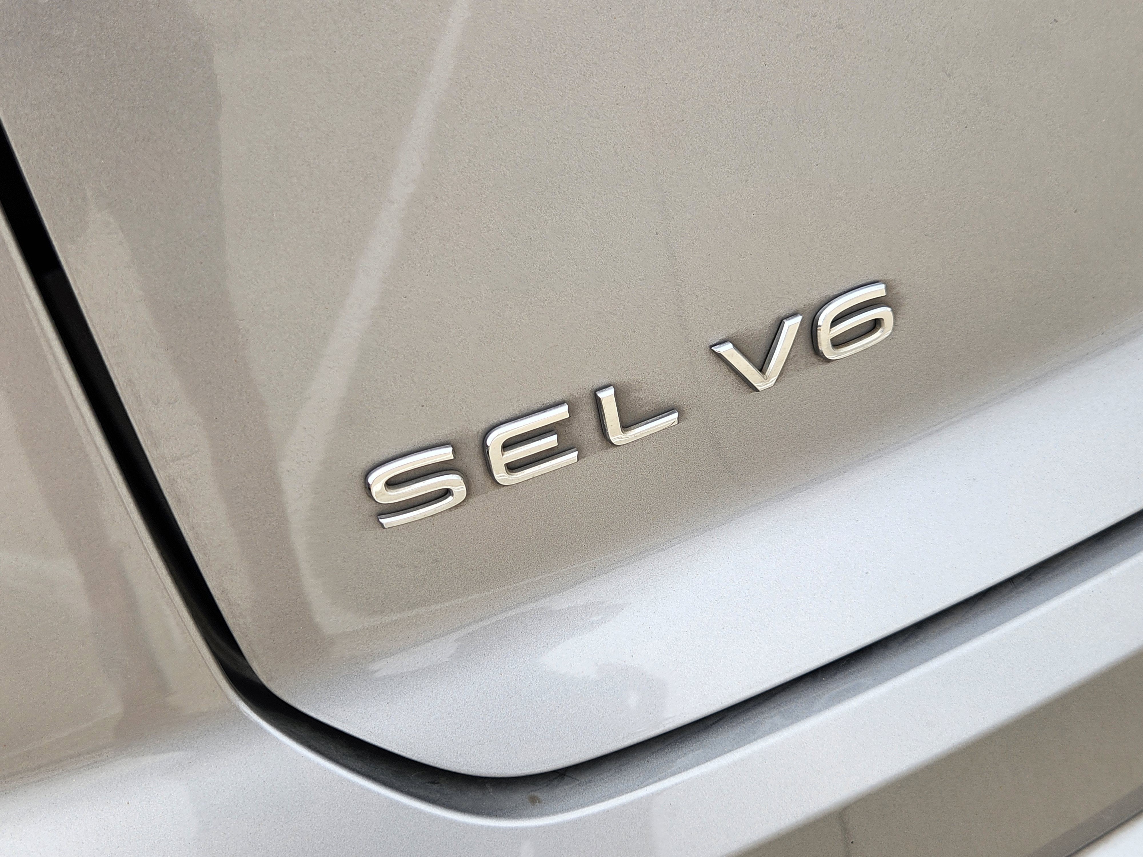 2023 Volkswagen Atlas Cross Sport 3.6L V6 SEL Premium R-Line