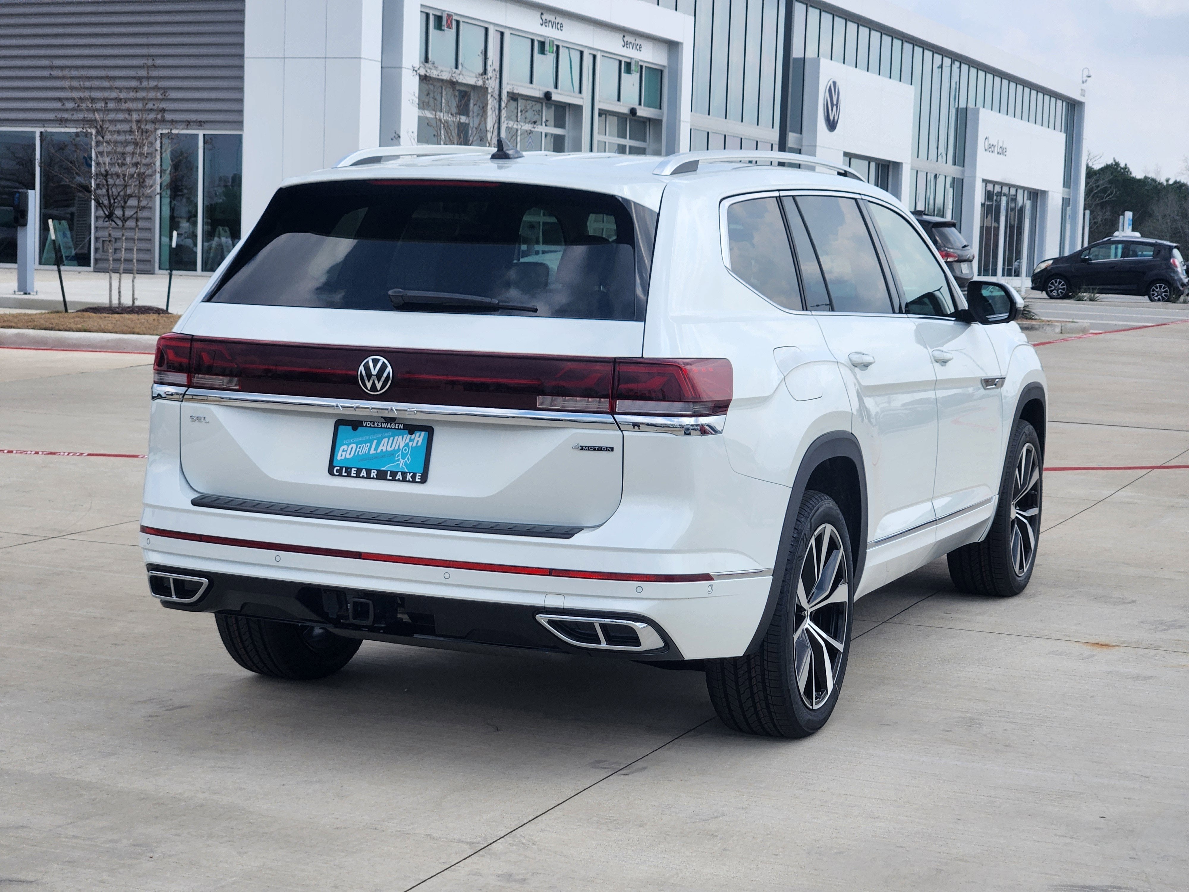 2026 Volkswagen Atlas 2.0T SEL Premium R-Line