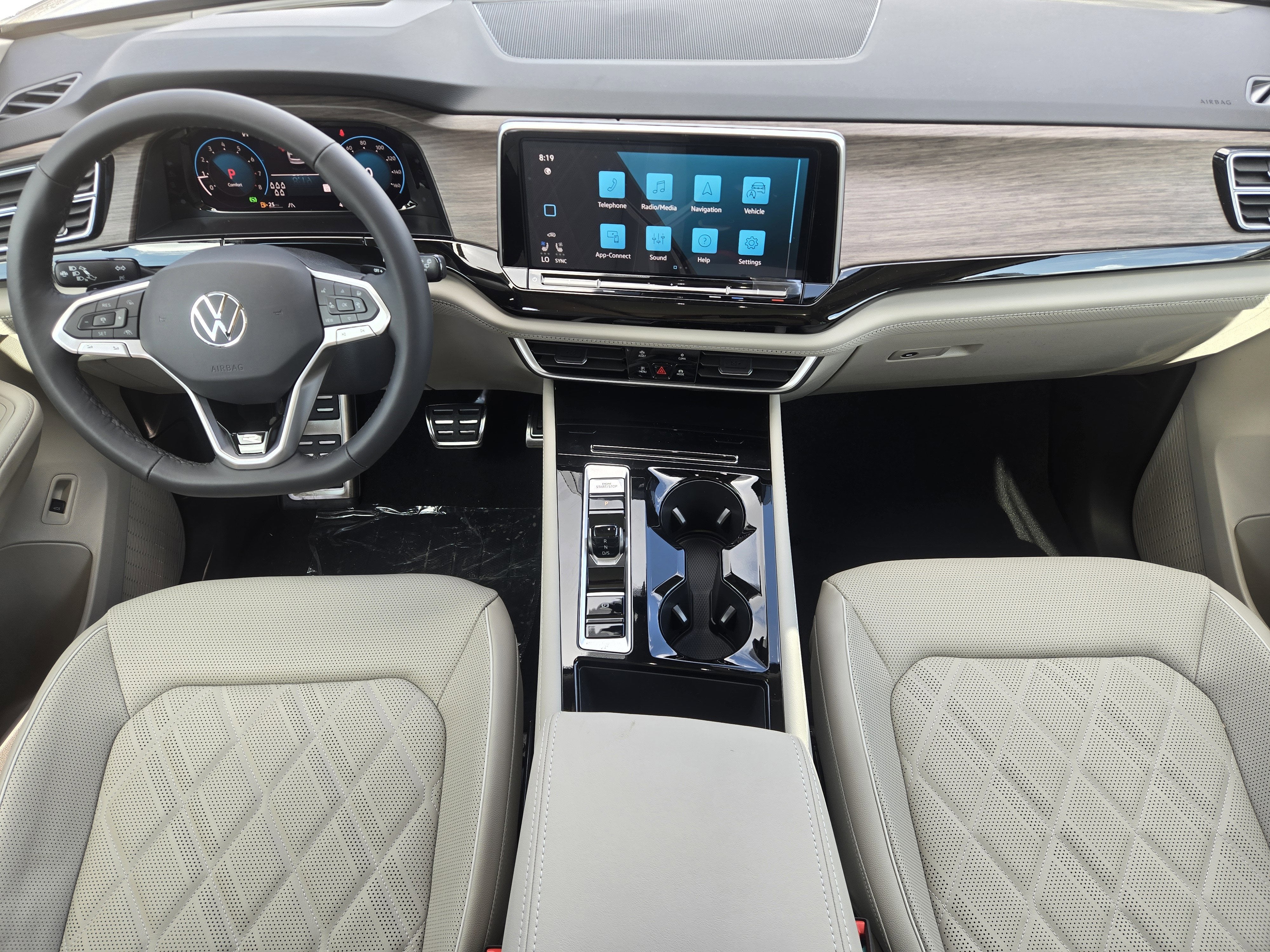 2026 Volkswagen Atlas 2.0T SEL Premium R-Line