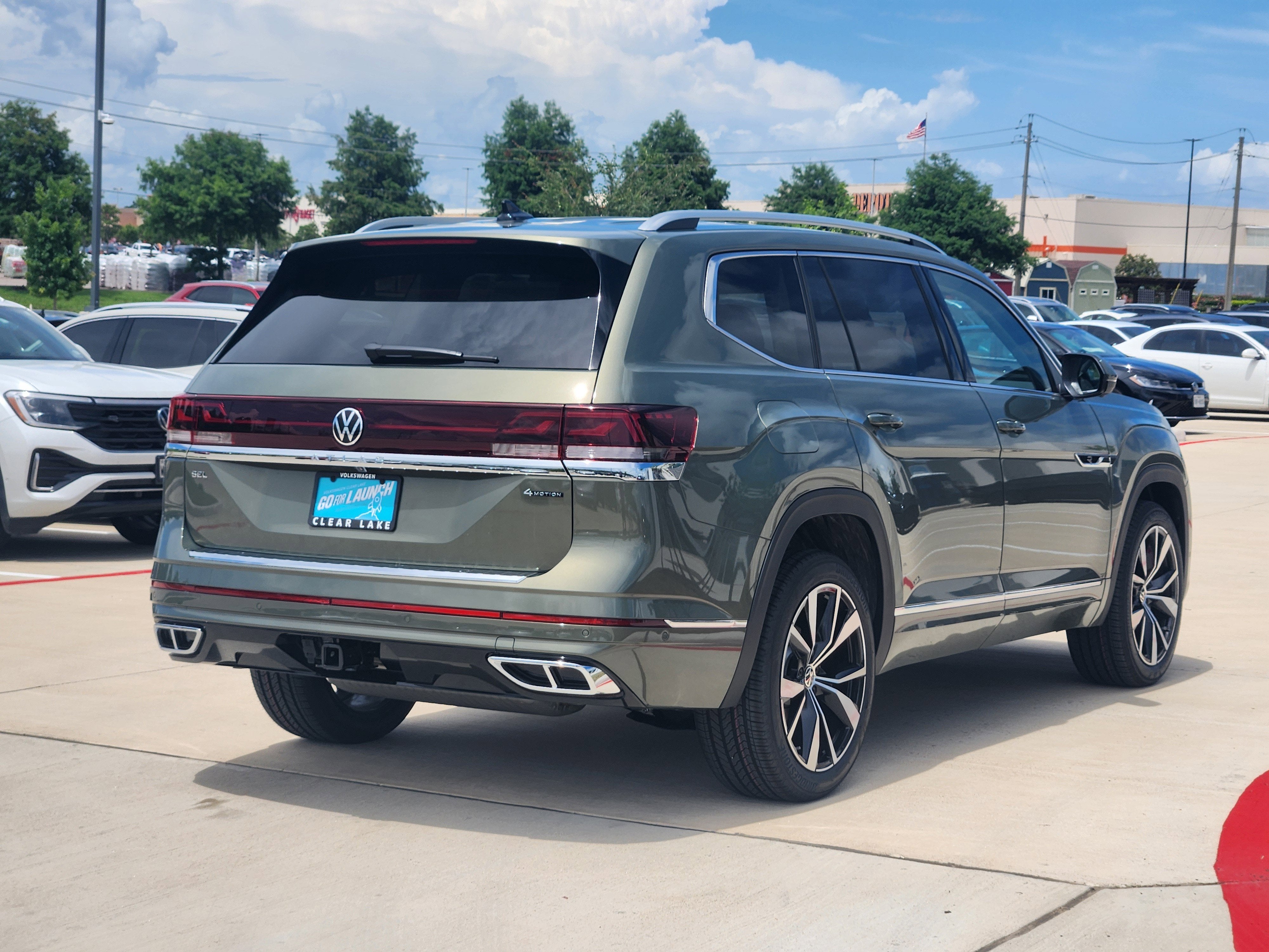 2026 Volkswagen Atlas 2.0T SEL Premium R-Line