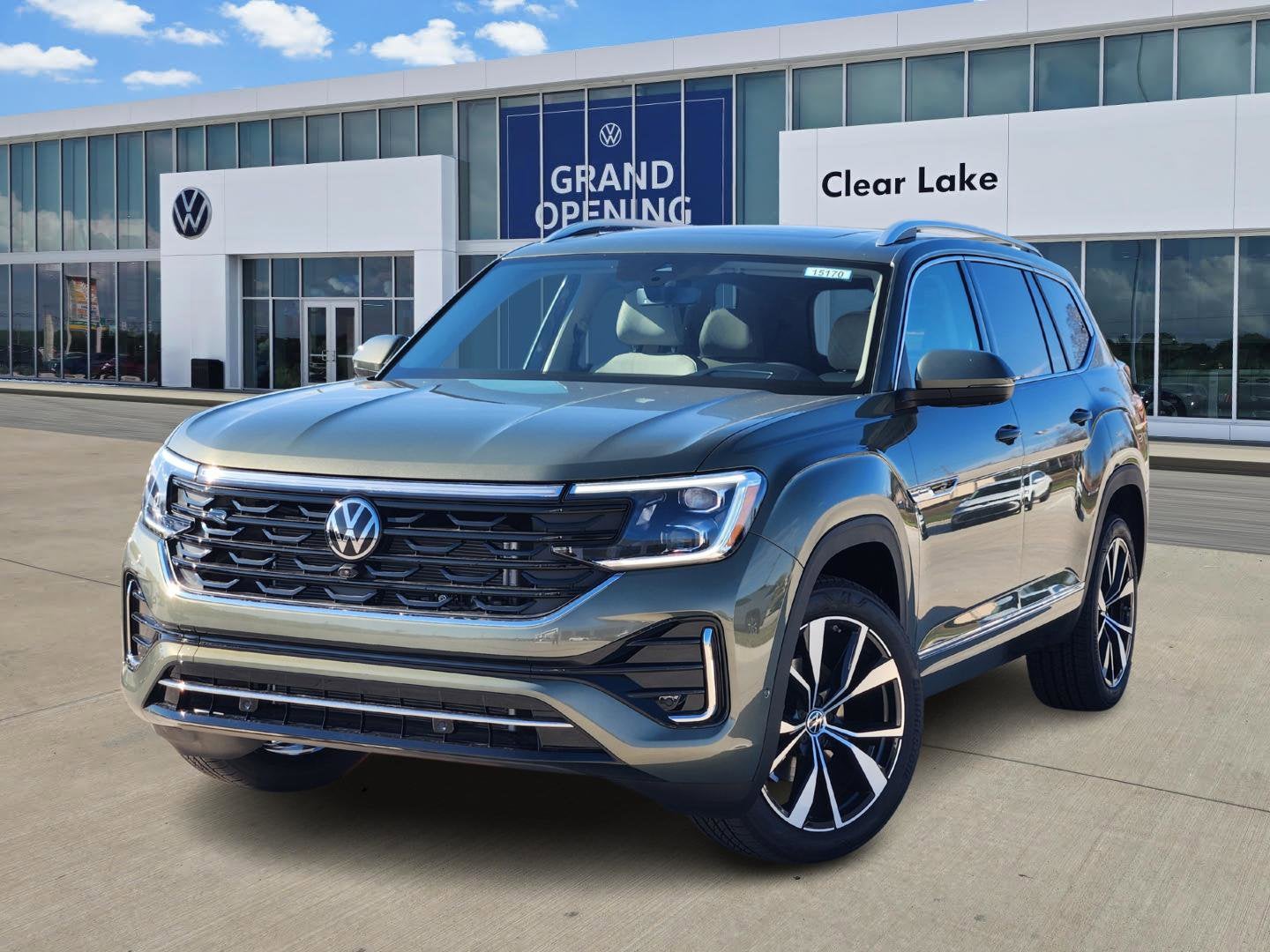 2026 Volkswagen Atlas 2.0T SEL Premium R-Line