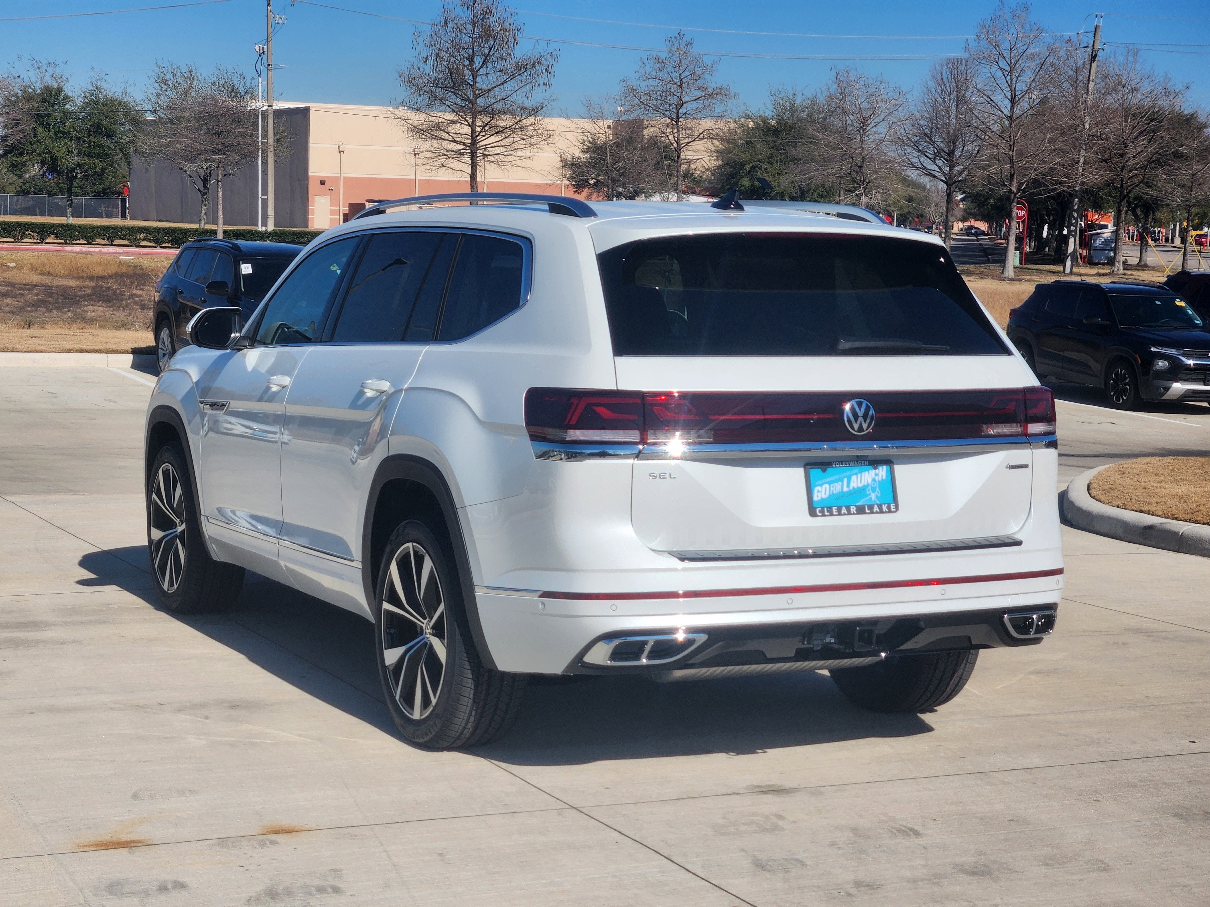 2026 Volkswagen Atlas 2.0T SEL Premium R-Line