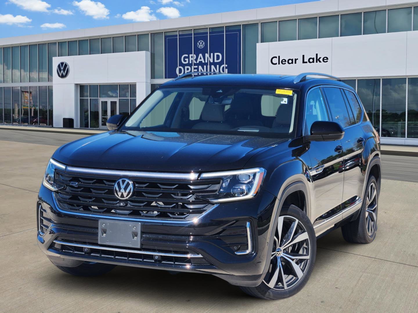 2024 Volkswagen Atlas 2.0T SEL Premium R-Line