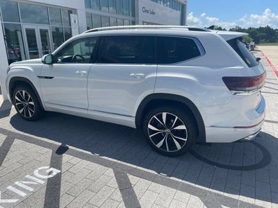 2024 Volkswagen Atlas 2.0T SEL Premium R-Line
