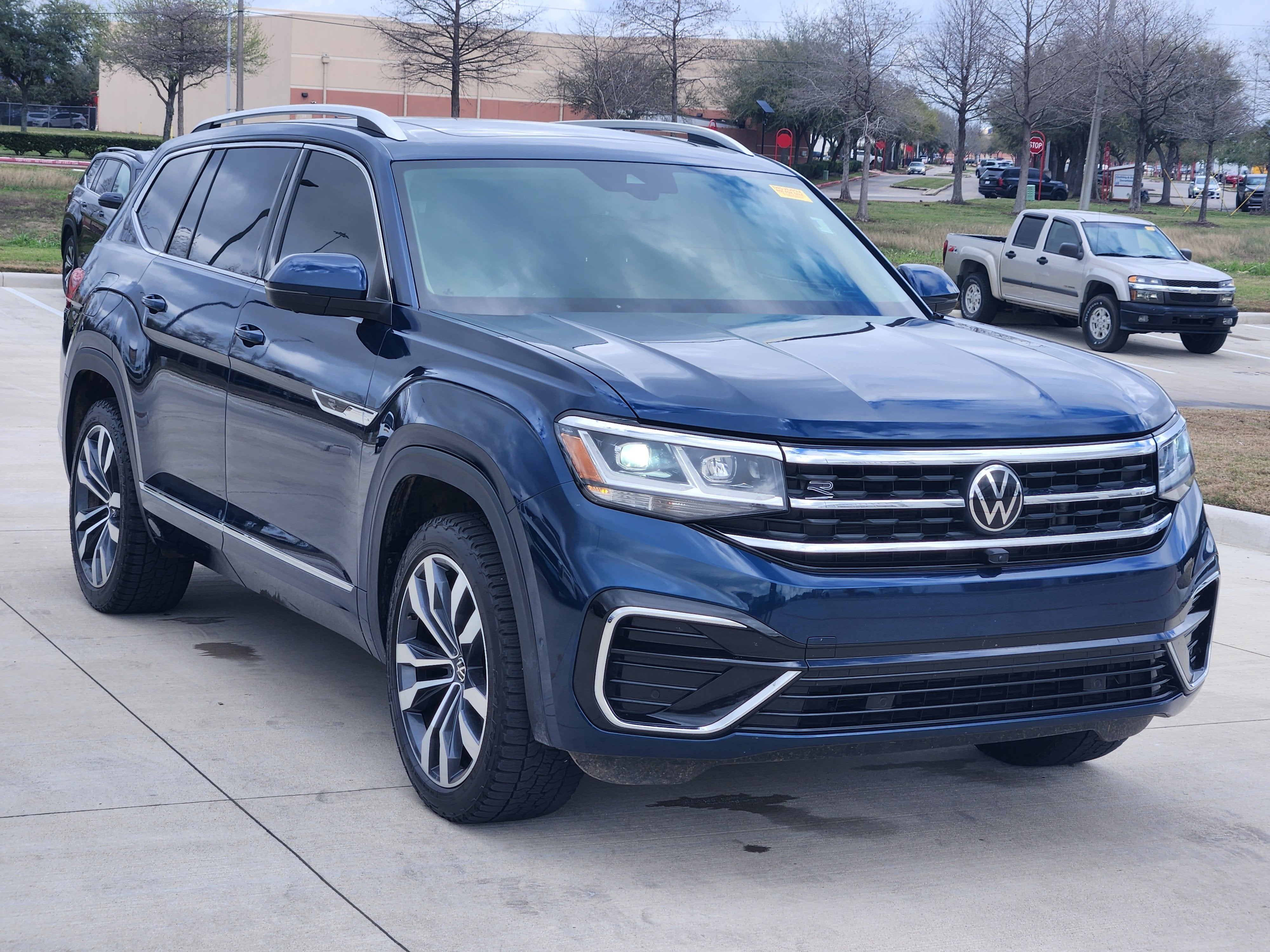 2023 Volkswagen Atlas 3.6L V6 SEL Premium R-Line