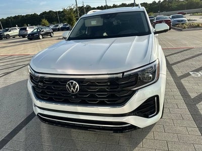 2024 Volkswagen Atlas 2.0T SEL Premium R-Line