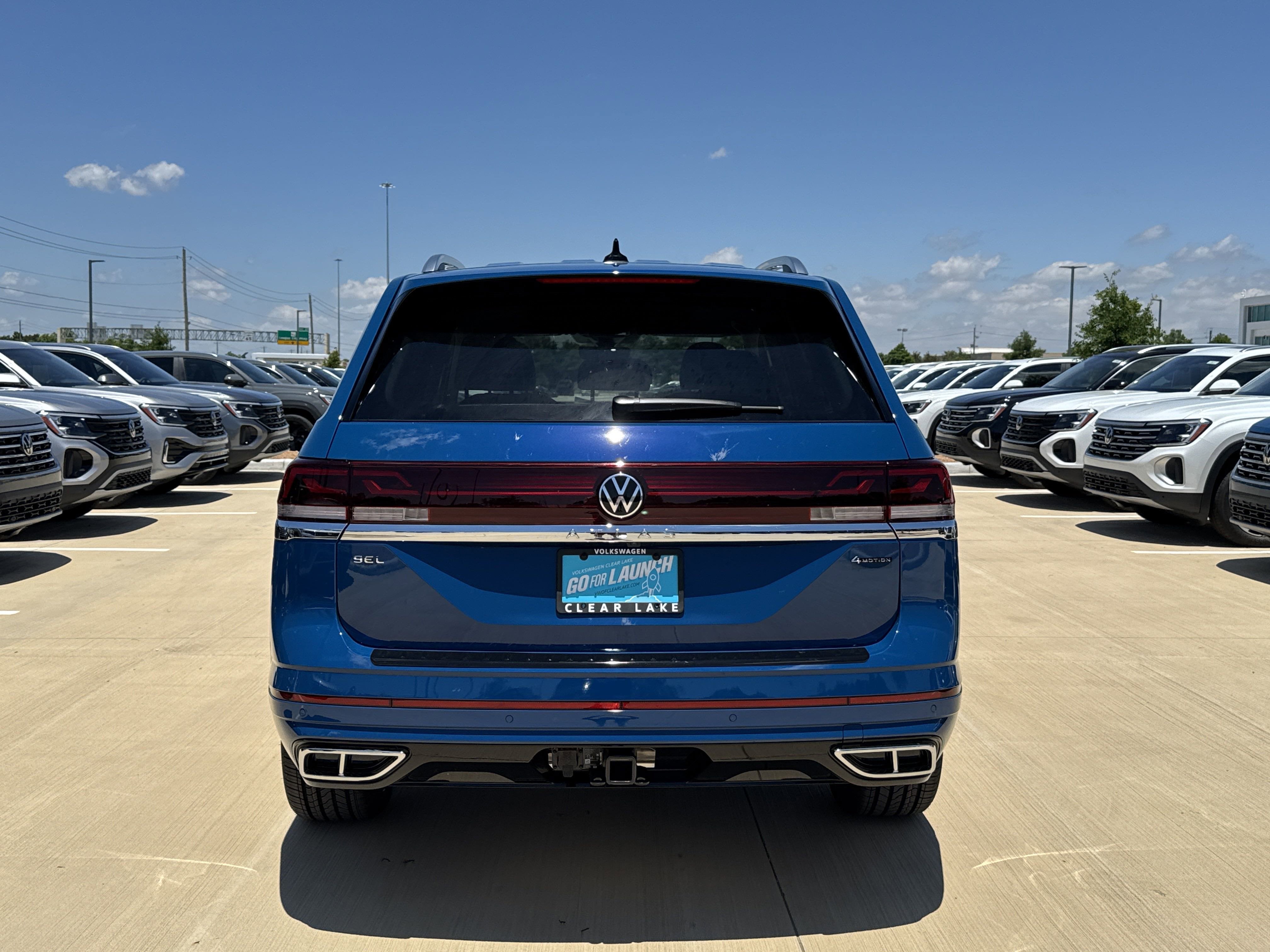 2025 Volkswagen Atlas 2.0T SEL Premium R-Line