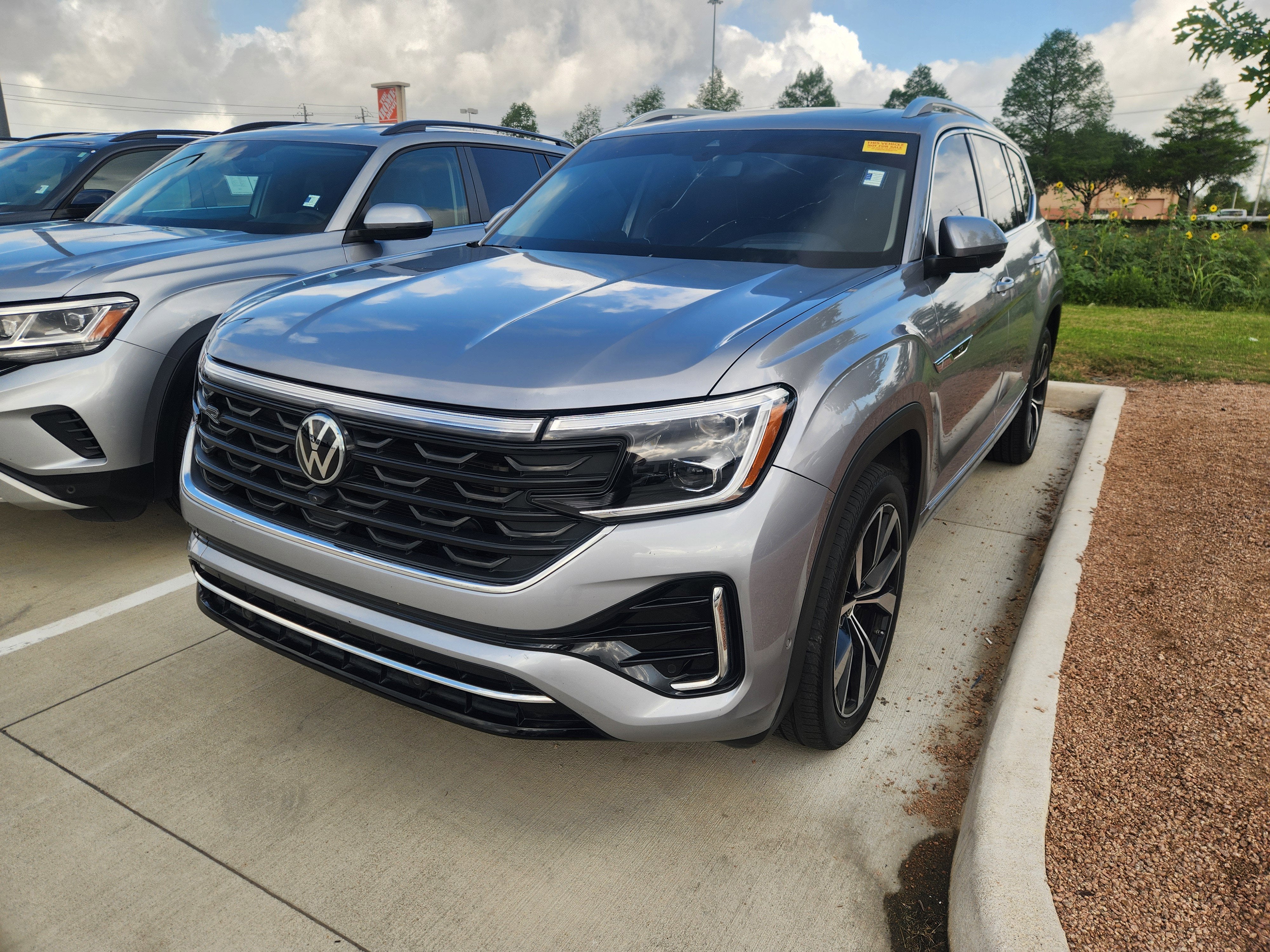 2025 Volkswagen Atlas 2.0T SEL Premium R-Line