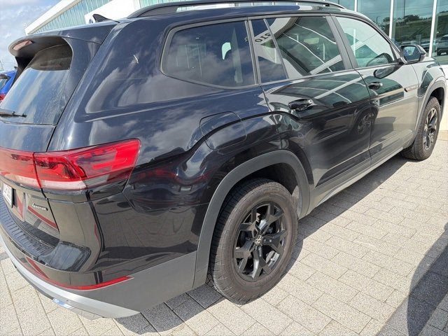 2024 Volkswagen Atlas 2.0T Peak Edition SEL