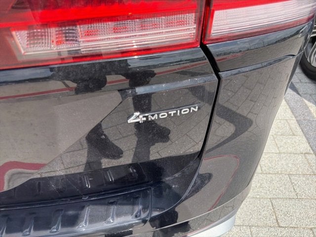 2024 Volkswagen Atlas 2.0T Peak Edition SEL