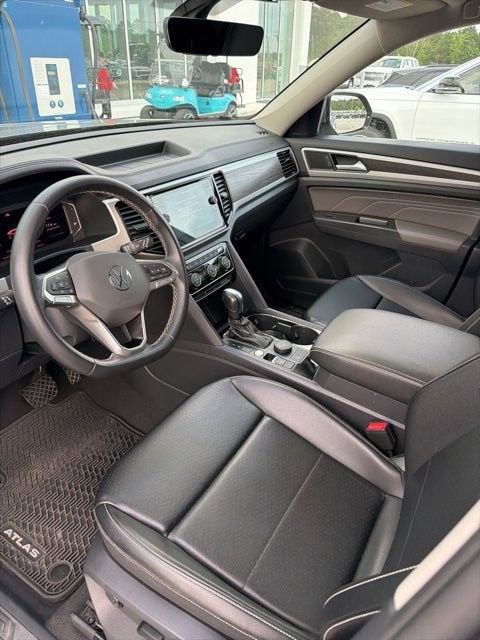 2022 Volkswagen Atlas 3.6L V6 SE w/Technology