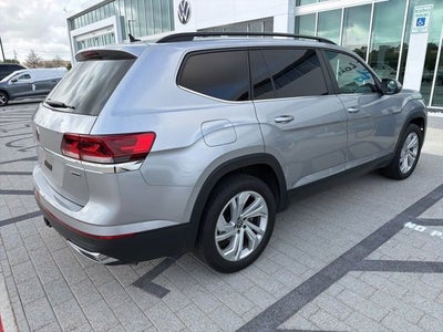 2022 Volkswagen Atlas 3.6L V6 SE w/Technology
