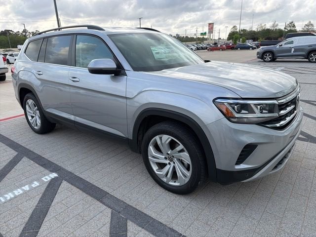 2022 Volkswagen Atlas 3.6L V6 SE w/Technology