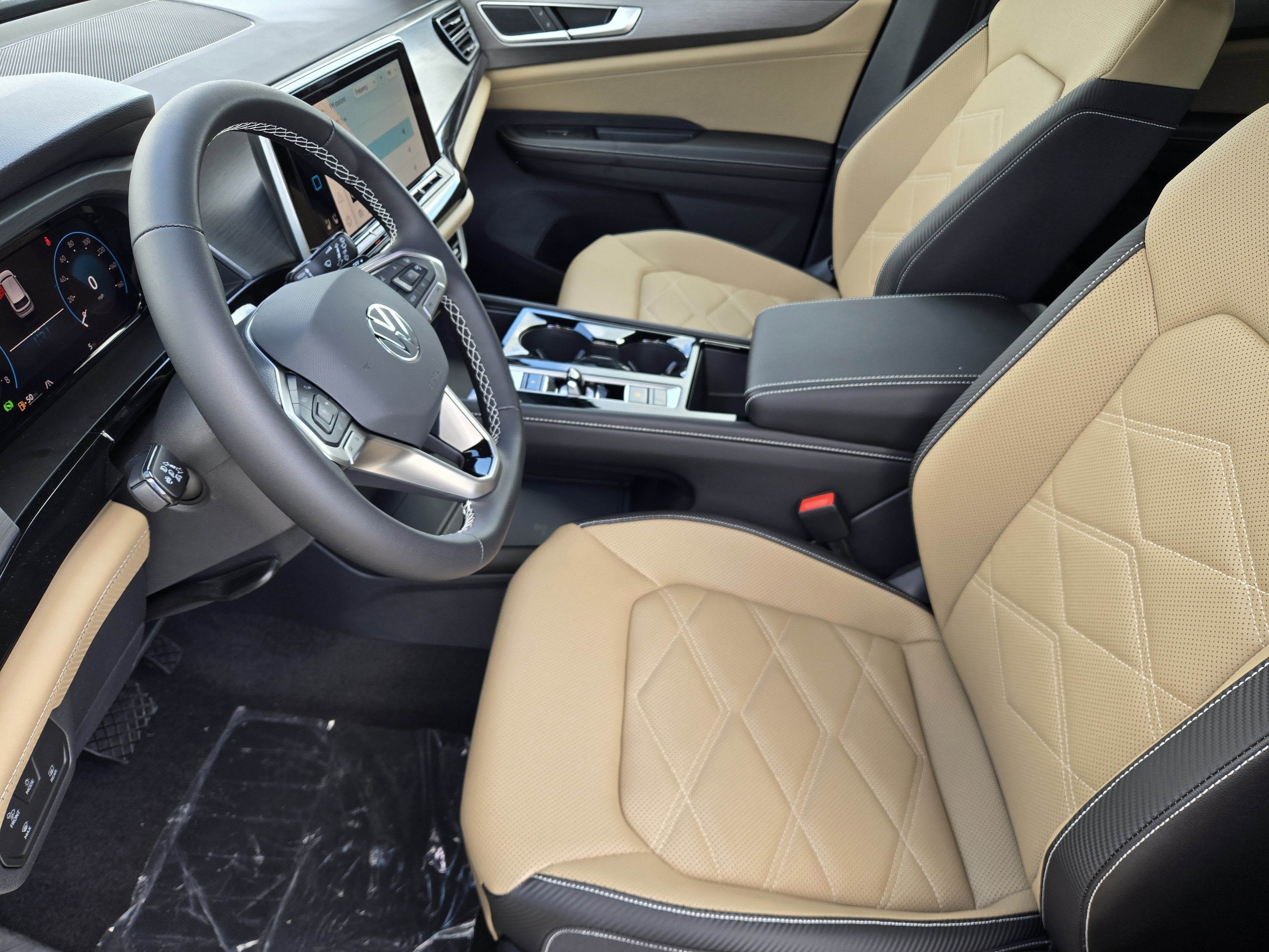 2026 Volkswagen Atlas Cross Sport 2.0T SE w/Technology