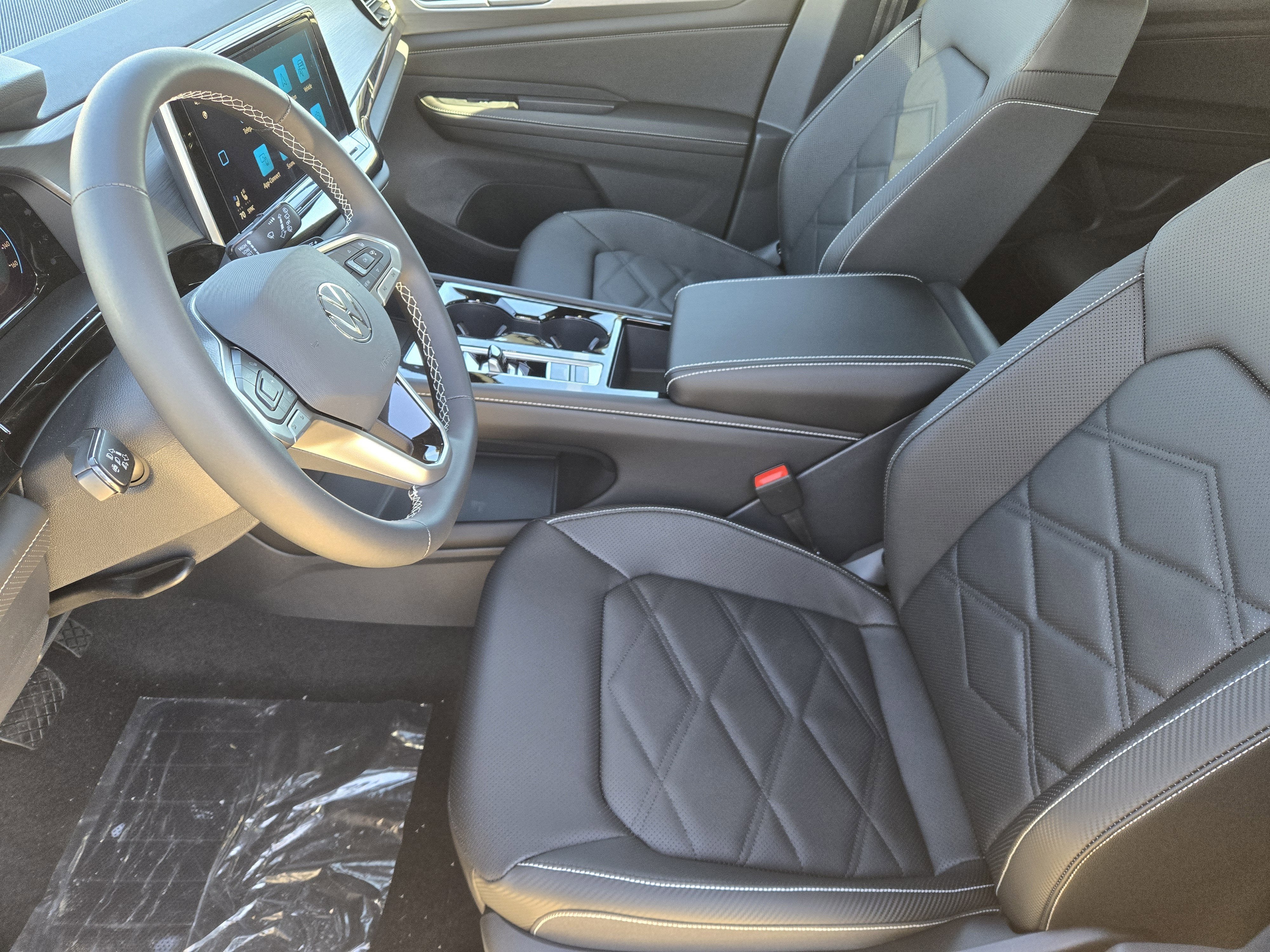 2026 Volkswagen Atlas Cross Sport 2.0T SE w/Technology