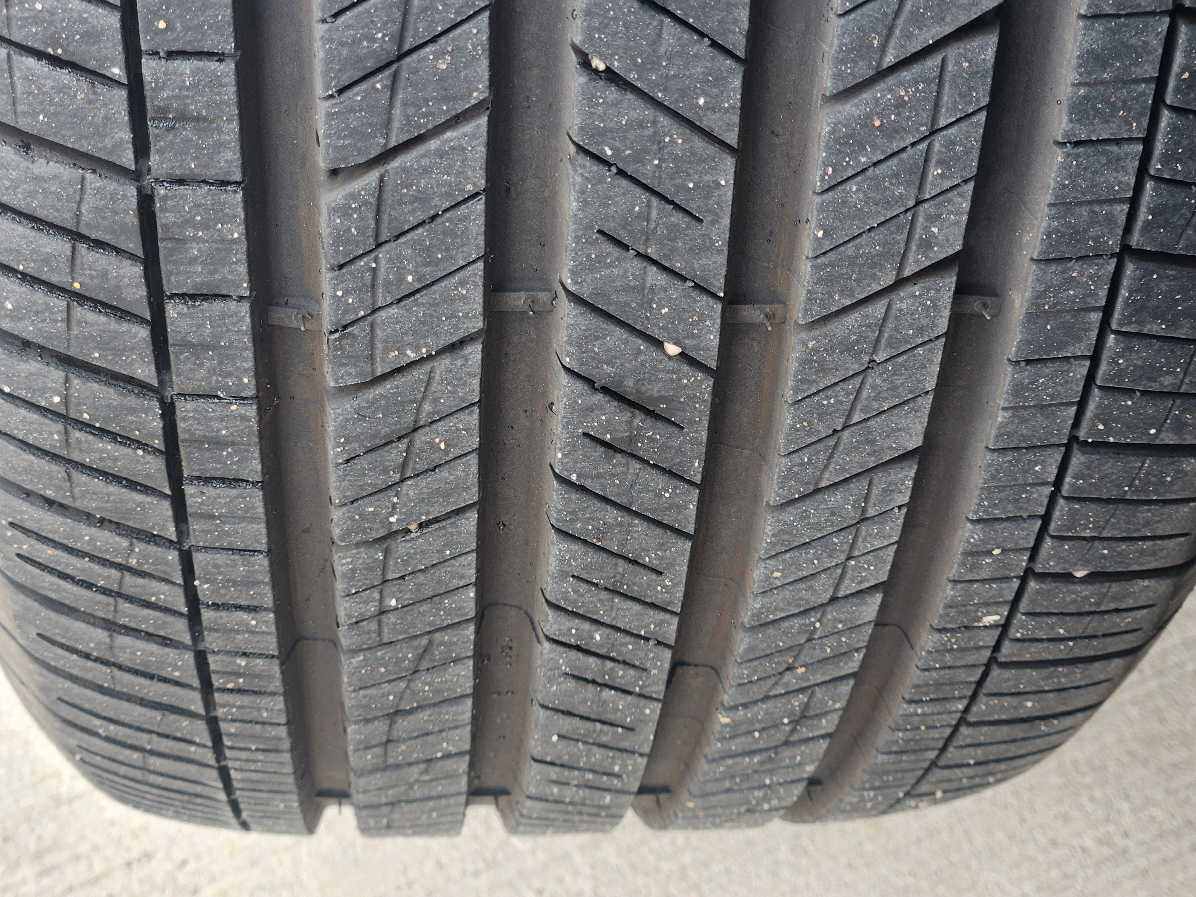 2023 Volkswagen Atlas Cross Sport 2.0T SE w/Technology