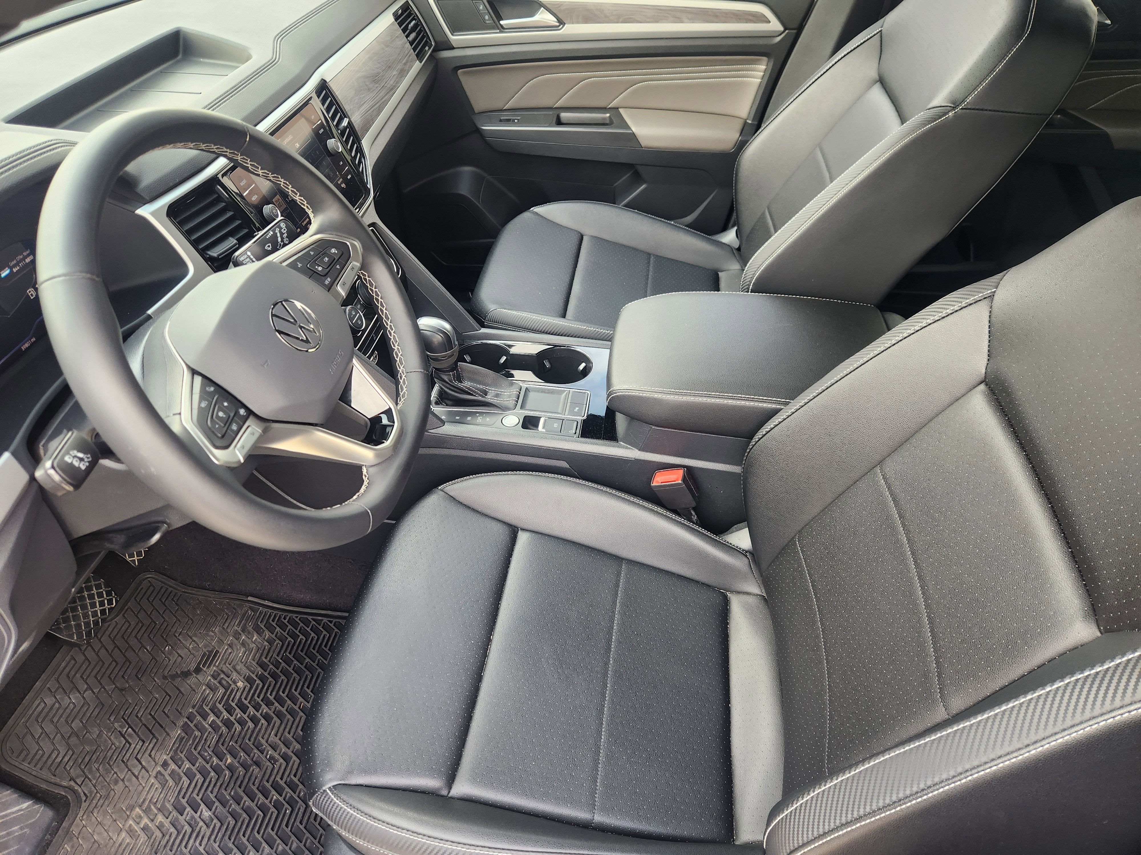 2023 Volkswagen Atlas Cross Sport 2.0T SE w/Technology