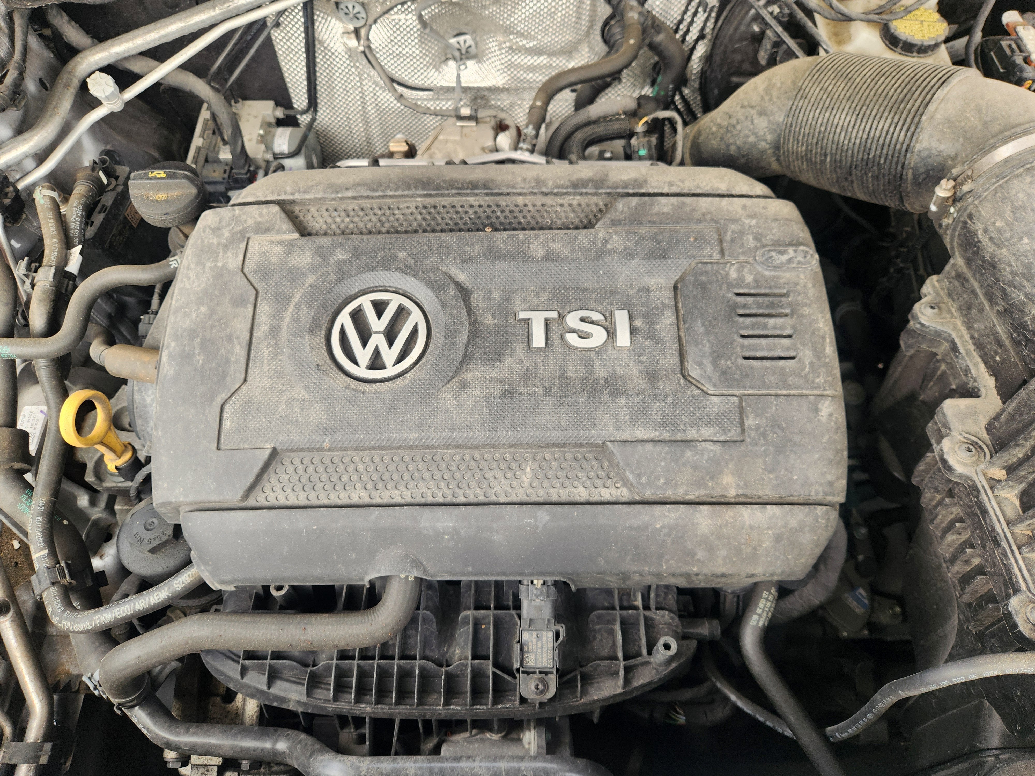 2023 Volkswagen Atlas Cross Sport 2.0T SE w/Technology