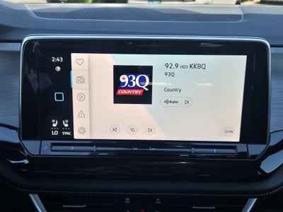 2026 Volkswagen Atlas Cross Sport 2.0T SE w/Technology